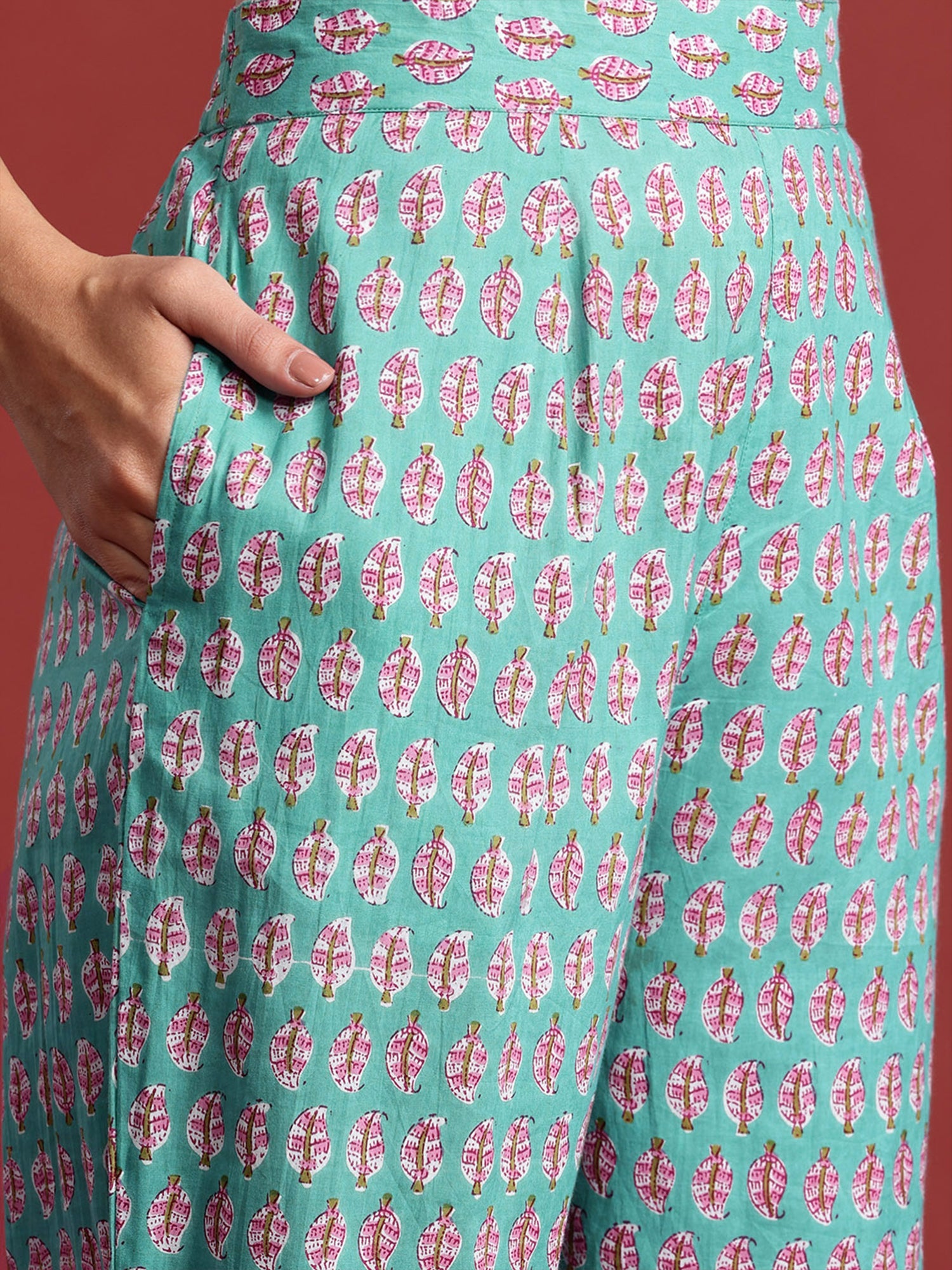 indo era, indoera, heeramandi dress, women kurta, kurta for women, women suit, 3 piece dress for women, 2 piece suit for women, sundress, summer sale, summer look, dress for wedding, birthday outfit for women, kurti, anarkali suit, pakistani suit, coord set women, maxi sundress for women, women suit, summer dress, salwar suit, cotton kurta for women, sharara suit for women, plazo suit, sleeveless kurti, office wear for women, party wear for women, dress for mother day, mother day outfit,