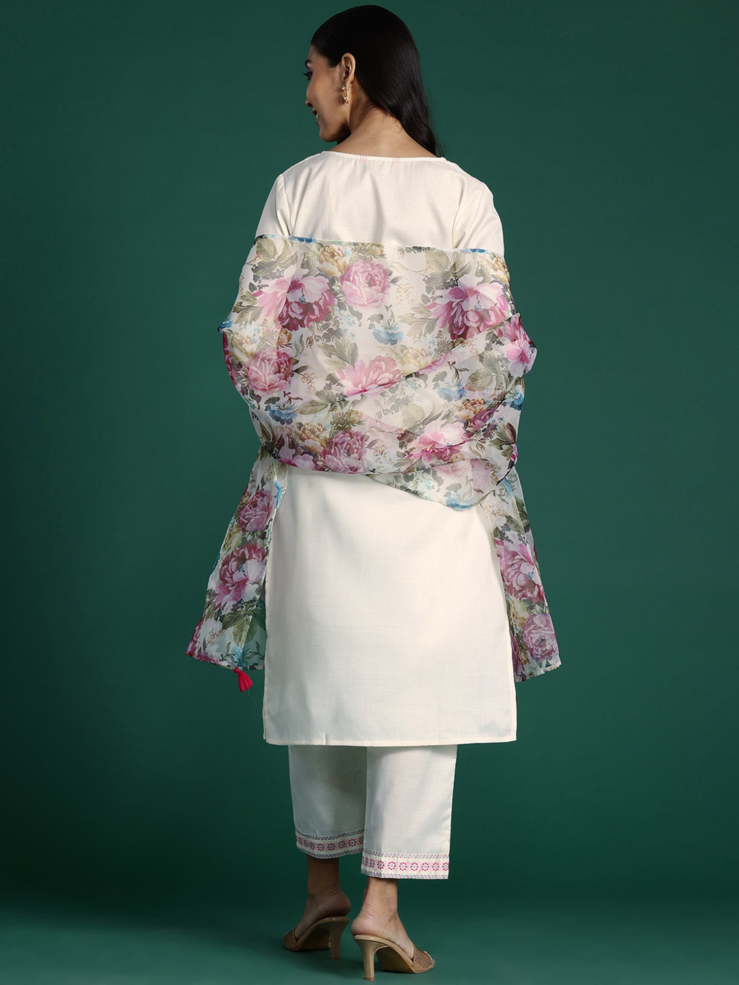 indo era, indoera, heeramandi dress, women kurta, kurta for women, women suit, 3 piece dress for women, 2 piece suit for women, sundress, summer sale, summer look, dress for wedding, birthday outfit for women, kurti, anarkali suit, pakistani suit, coord set women, maxi sundress for women, women suit, summer dress, salwar suit, cotton kurta for women, sharara suit for women, plazo suit, sleeveless kurti, office wear for women, party wear for women, dress for mother day, mother day outfit,