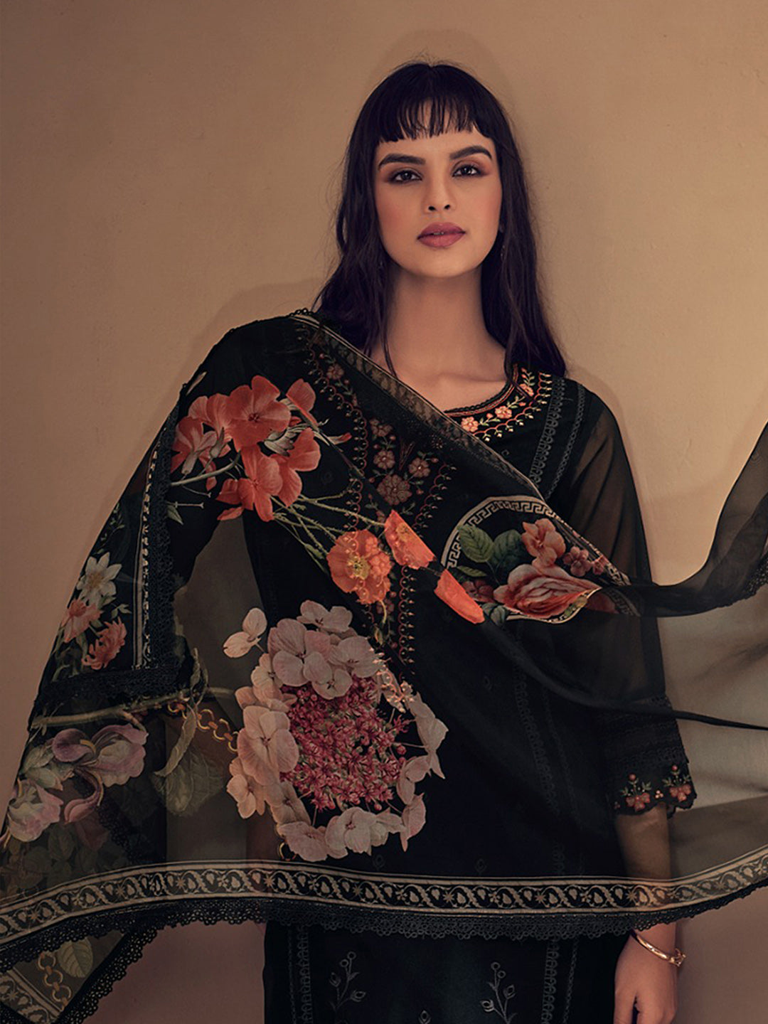 indo era, indoera, indo era kurta, heeramandi dress, heeramandi, dress for women, kurta for women, kurtaset for women, indo era kurta set, indo era suit, anarkali kurta, salwar suit, sharara set, cotton kurta, dress for women, kurta for women, birthday dress for women, gown for women, formal dress for women, party wear for women, summer dress, female kurti, cotton dress for women, kurta with dupatta, dressing style, casual look, new arrival for women, Black suit