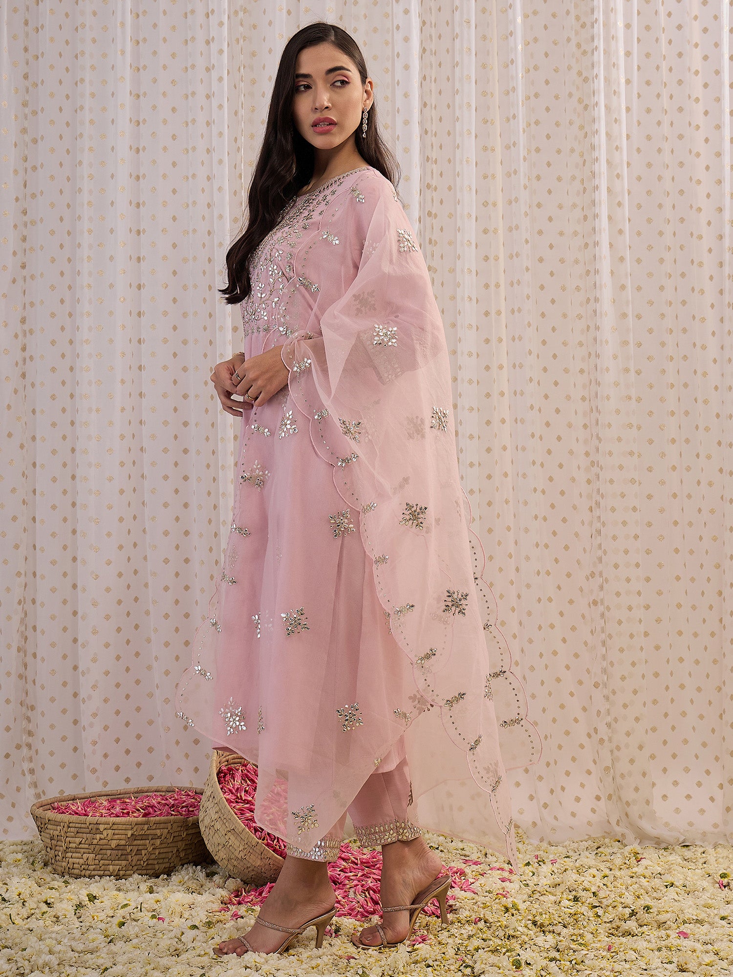 indo era, indoera, indo era kurta, heeramandi dress, heeramandi, dress for women, kurta for women, kurtaset for women, indo era kurta set, indo era suit, anarkali kurta, salwar suit, sharara set, cotton kurta, dress for women, kurta for women, birthday dress for women, gown for women, formal dress for women, party wear for women, summer dress, female kurti, cotton dress for women, kurta with dupatta, dressing style, casual look, new arrival for women, Pink suit