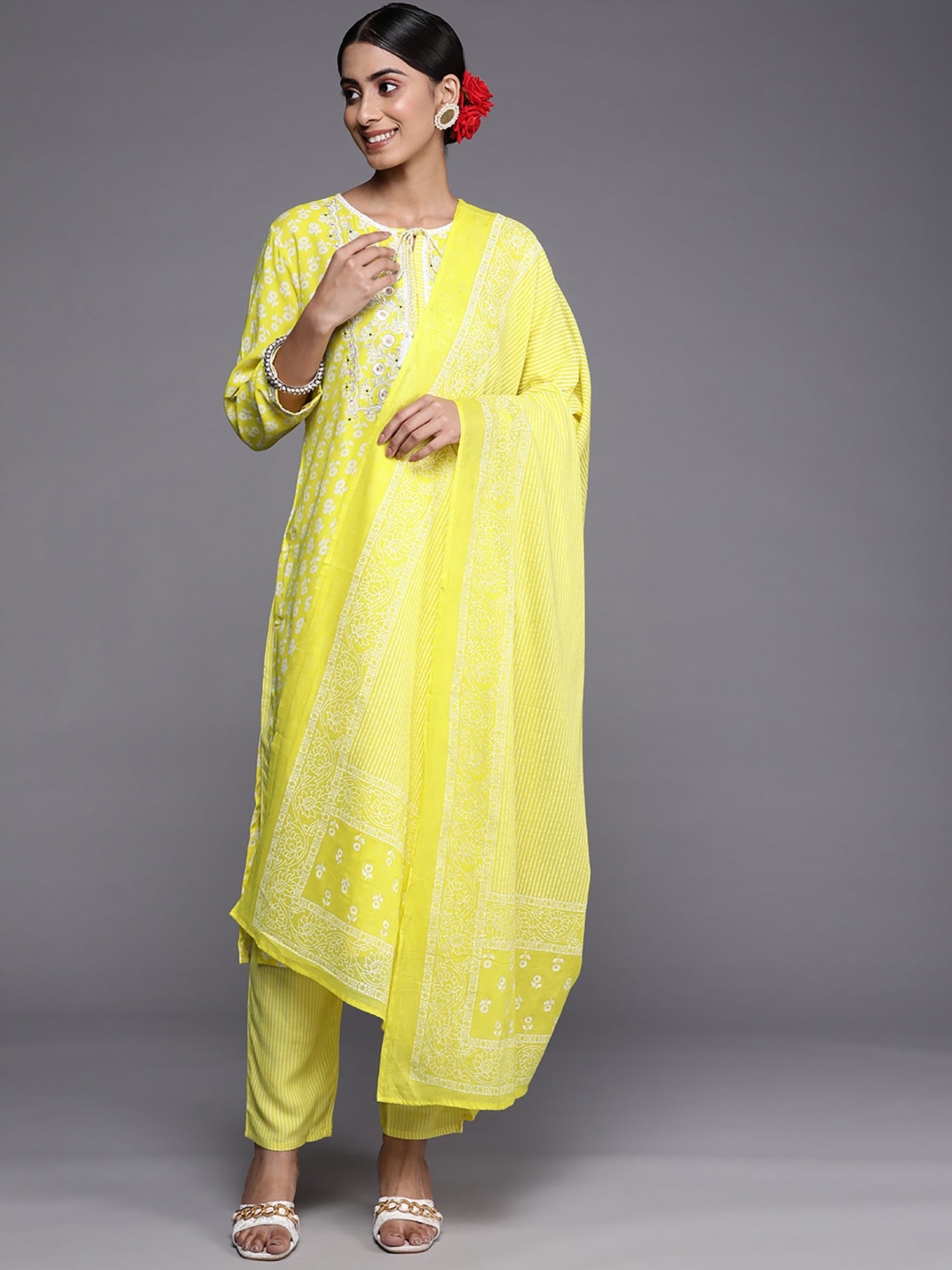 indo era, indoera, indo era kurta, heeramandi dress, heeramandi, dress for women, kurta for women, kurtaset for women, indo era kurta set, indo era suit, anarkali kurta, salwar suit, sharara set, cotton kurta, dress for women, kurta for women, birthday dress for women, gown for women, formal dress for women, party wear for women, summer dress, female kurti, cotton dress for women, kurta with dupatta, dressing style, casual look, new arrival for women, Green suit