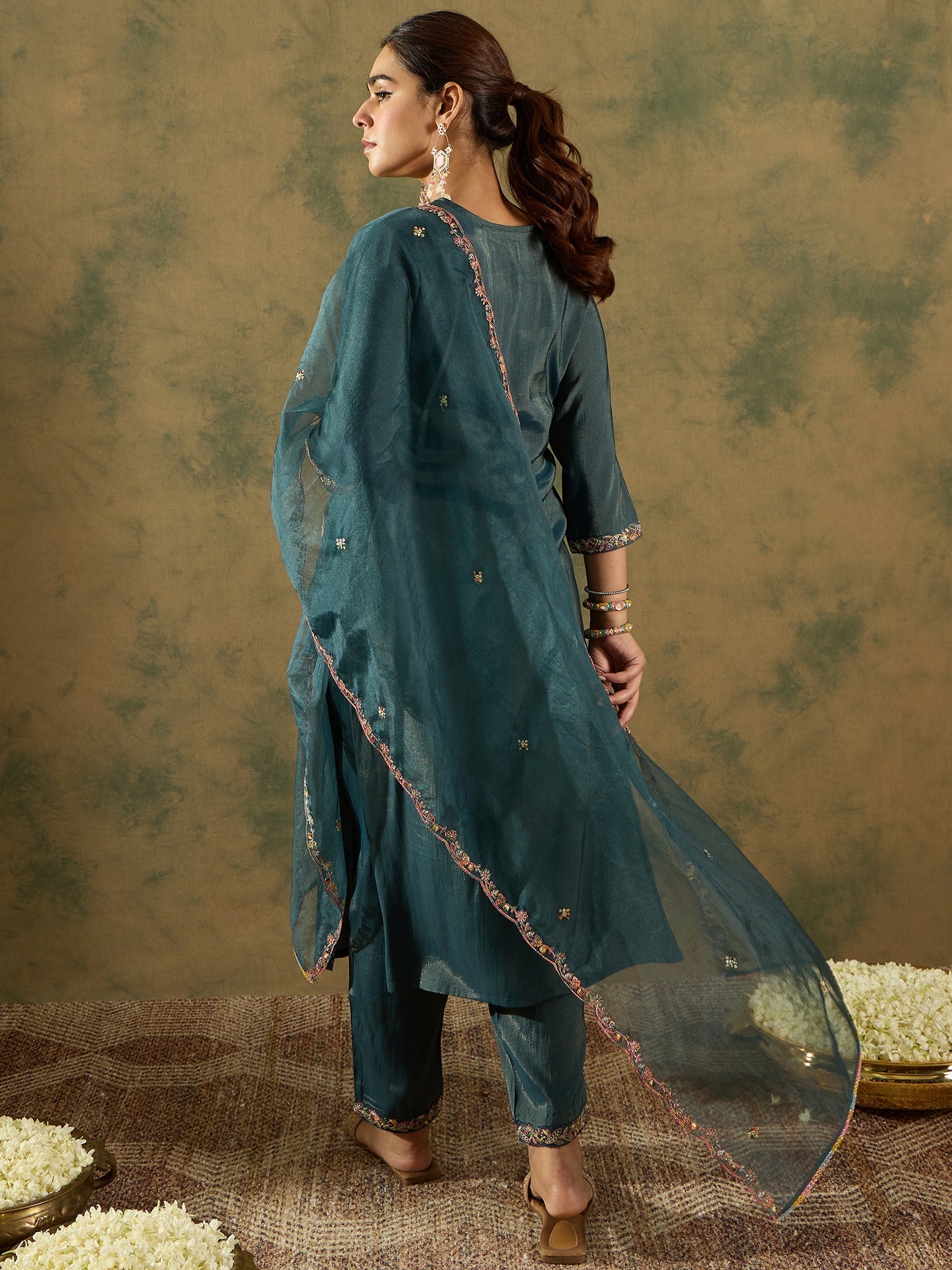 indo era, suit, kurta set for women, indo era kurta, kurta sets for ladies, summer dresses for women, 3 piece suit, cotton kurta set for women, new arrivals, women kurti plazo set, women in suit, kurta suit, floral kurta, short suit, spring summer, Green suit