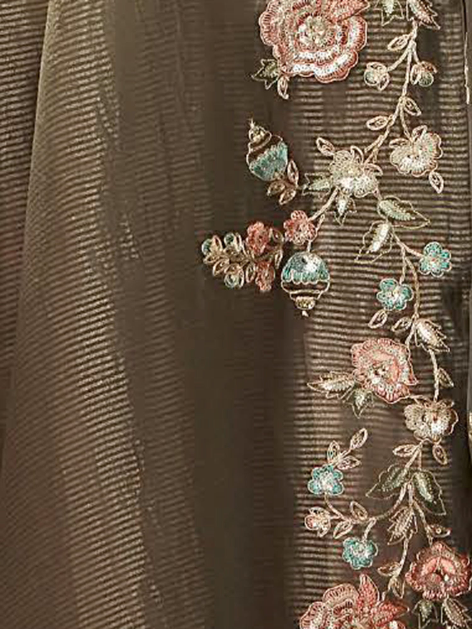 indo era, indoera, heeramandi dress, women kurta, kurta for women, women suit, 3 piece dress for women, 2 piece suit for women, sundress, summer sale, summer look, dress for wedding, birthday outfit for women, kurti, anarkali suit, pakistani suit, coord set women, maxi sundress for women, women suit, summer dress, salwar suit, cotton kurta for women, sharara suit for women, plazo suit, sleeveless kurti, office wear for women, party wear for women, dress for mother day, mother day outfit,