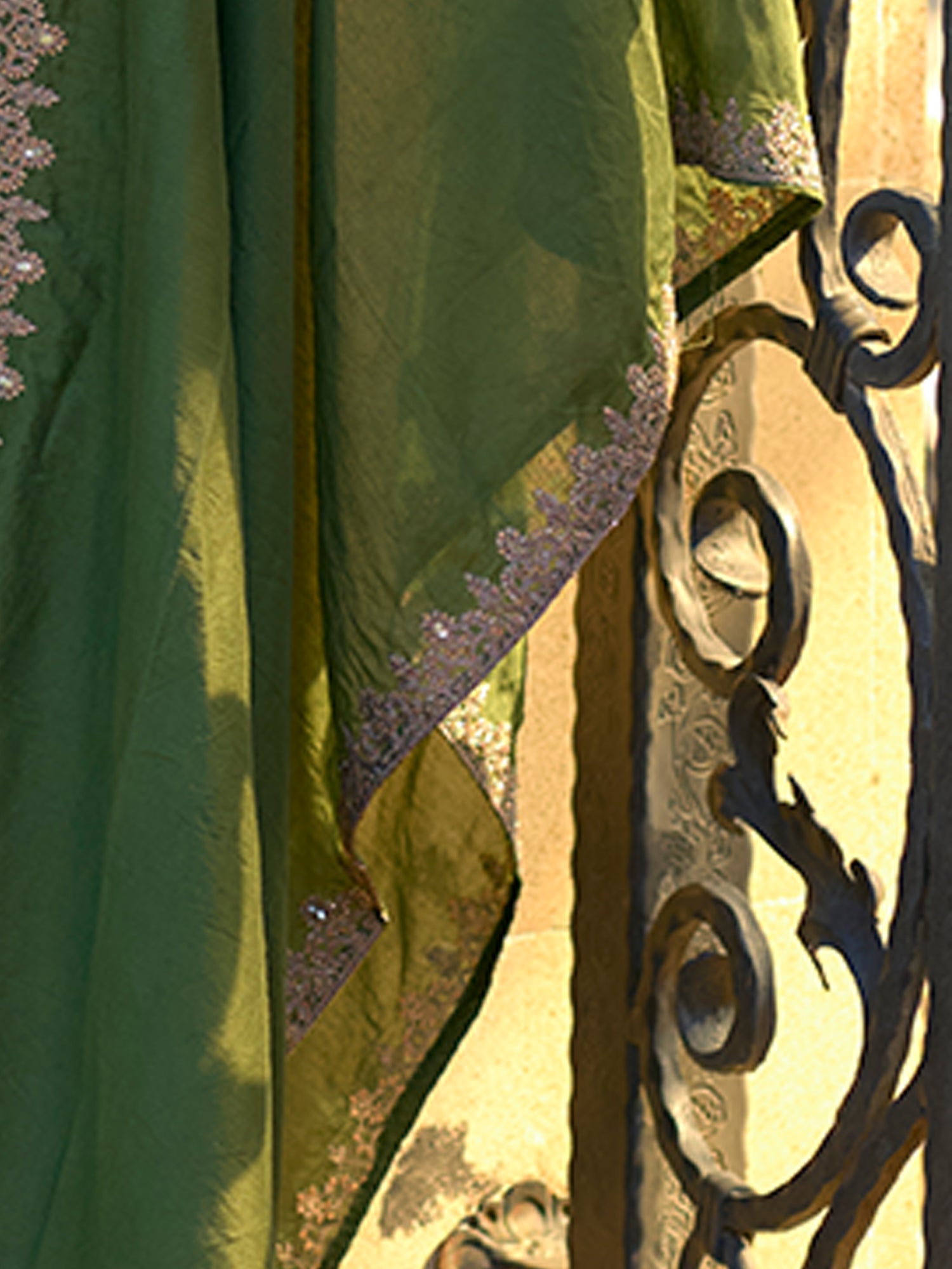 indo era, indoera, heeramandi dress, women kurta, kurta for women, women suit, 3 piece dress for women, 2 piece suit for women, sundress, summer sale, summer look, dress for wedding, birthday outfit for women, kurti, anarkali suit, pakistani suit, coord set women, maxi sundress for women, women suit, summer dress, salwar suit, cotton kurta for women, sharara suit for women, plazo suit, sleeveless kurti, office wear for women, party wear for women, dress for mother day, mother day outfit,