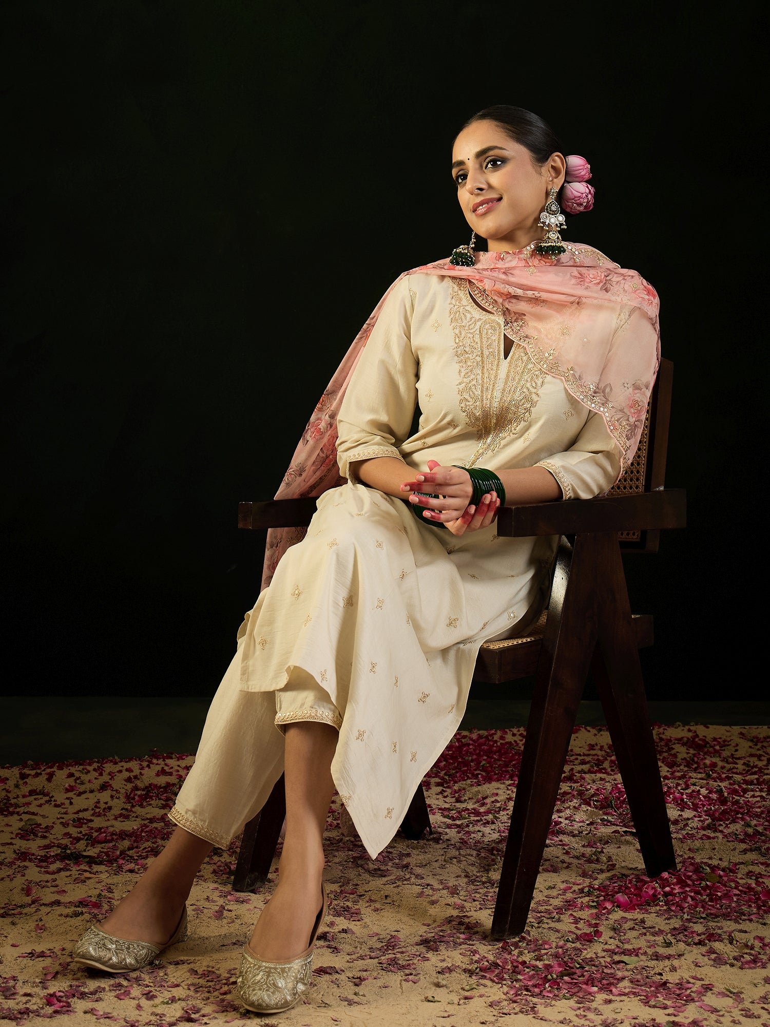 indo era, indoera, heeramandi dress, women kurta, kurta for women, women suit, 3 piece dress for women, 2 piece suit for women, sundress, summer sale, summer look, dress for wedding, birthday outfit for women, kurti, anarkali suit, pakistani suit, coord set women, maxi sundress for women, women suit, summer dress, salwar suit, cotton kurta for women, sharara suit for women, plazo suit, sleeveless kurti, office wear for women, party wear for women, dress for mother day, mother day outfit,
