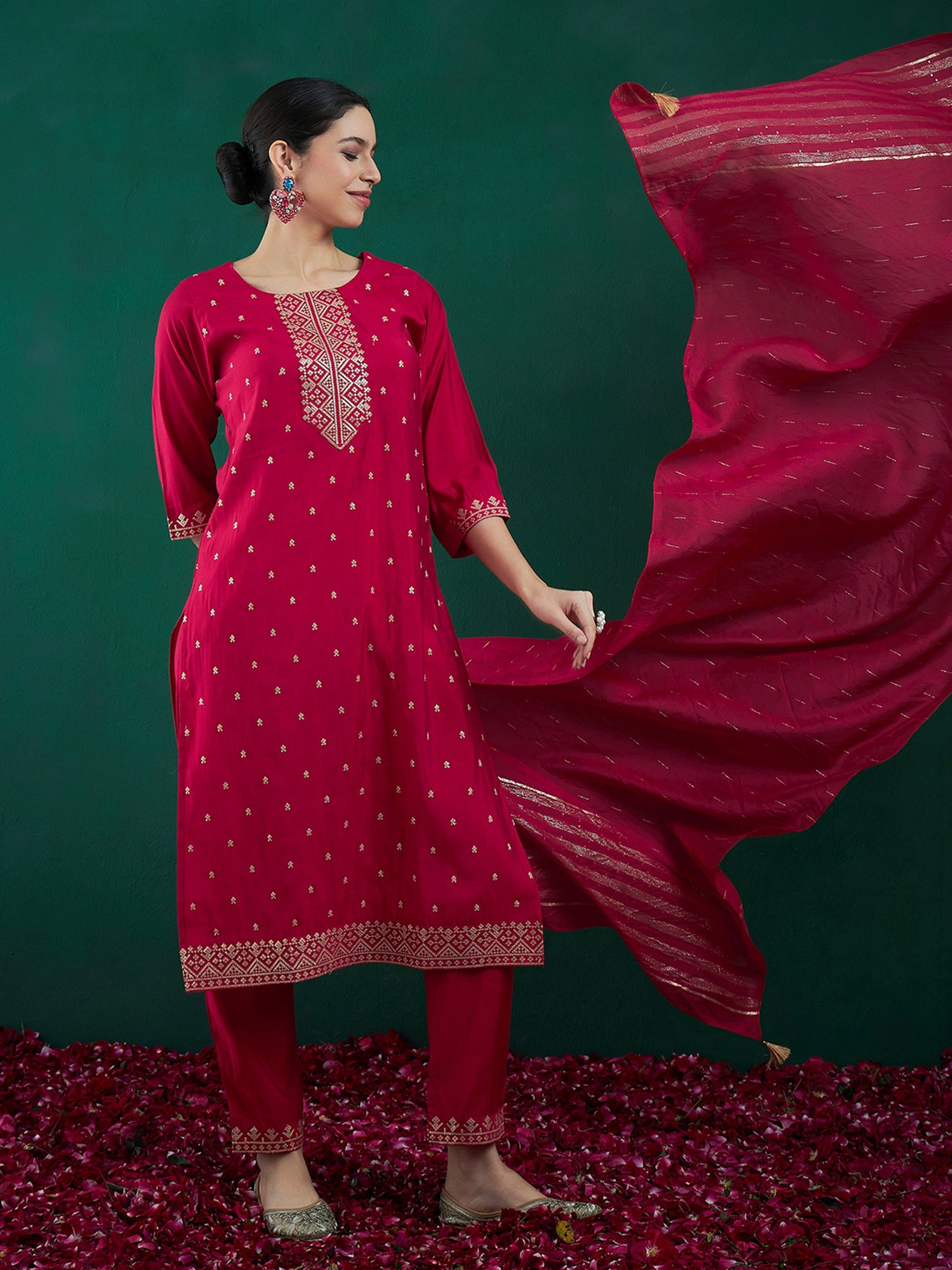indo era, indoera, indo era kurta, heeramandi dress, heeramandi, dress for women, kurta for women, kurtaset for women, indo era kurta set, indo era suit, anarkali kurta, salwar suit, sharara set, cotton kurta, dress for women, kurta for women, birthday dress for women, gown for women, formal dress for women, party wear for women, summer dress, female kurti, cotton dress for women, kurta with dupatta, dressing style, casual look, new arrival for women, Magenta suit