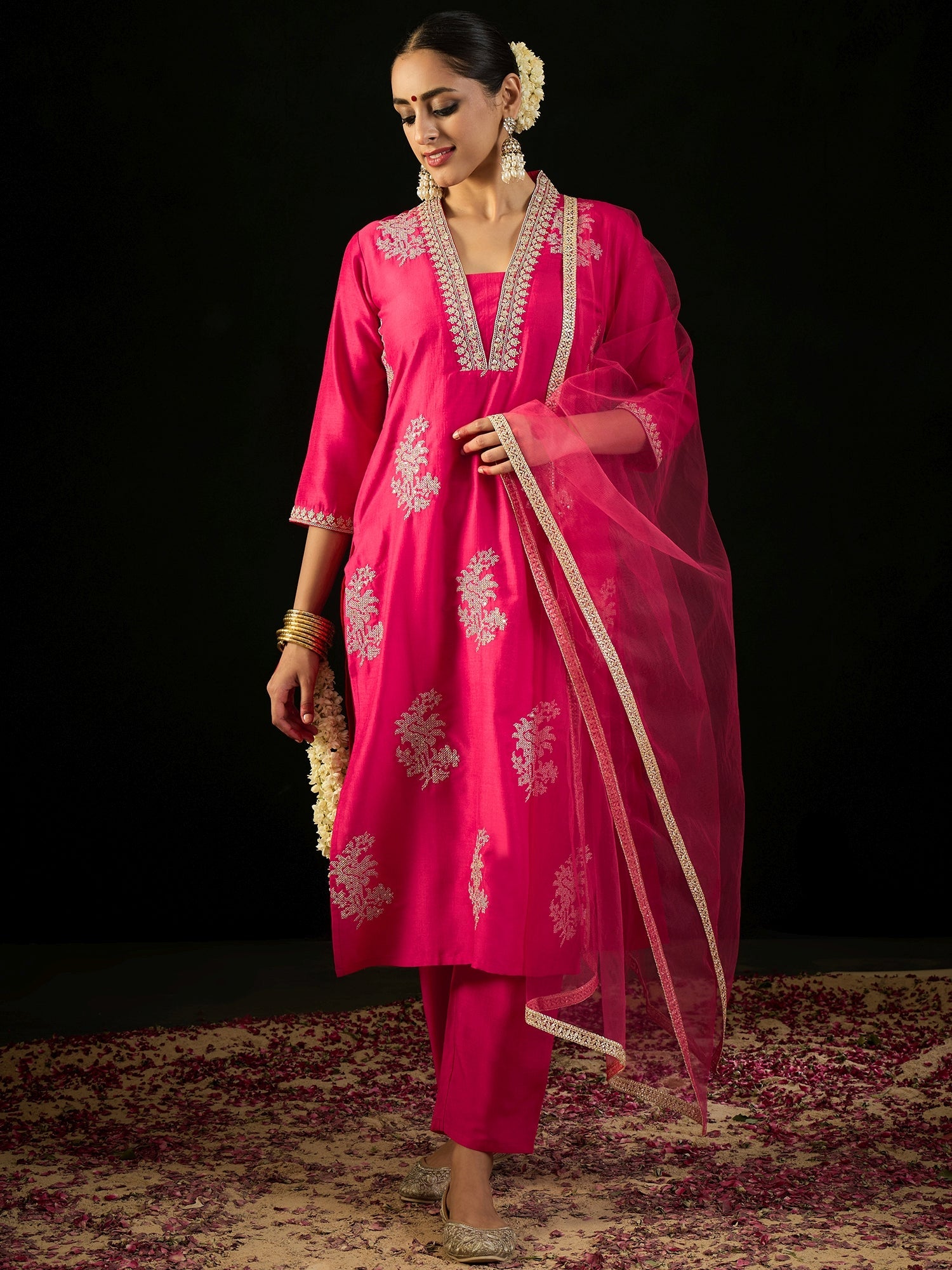 indo era, indoera, heeramandi dress, women kurta, kurta for women, women suit, 3 piece dress for women, 2 piece suit for women, sundress, summer sale, summer look, dress for wedding, birthday outfit for women, kurti, anarkali suit, pakistani suit, coord set women, maxi sundress for women, women suit, summer dress, salwar suit, cotton kurta for women, sharara suit for women, plazo suit, sleeveless kurti, office wear for women, party wear for women, dress for mother day, mother day outfit,