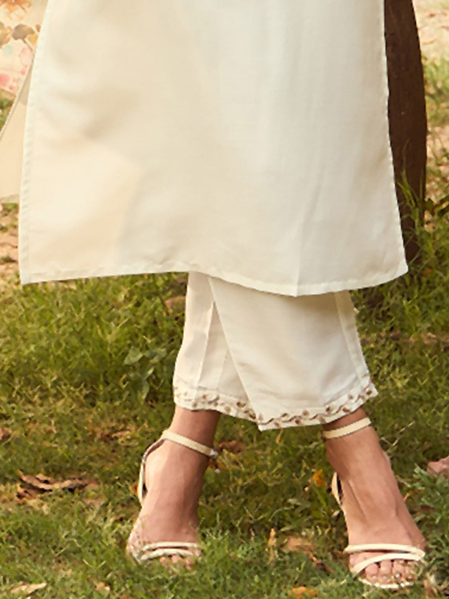 indo era, indoera, indo era kurta, heeramandi dress, heeramandi, dress for women, kurta for women, kurtaset for women, indo era kurta set, indo era suit, anarkali kurta, salwar suit, sharara set, cotton kurta, dress for women, kurta for women, birthday dress for women, gown for women, formal dress for women, party wear for women, summer dress, female kurti, cotton dress for women, kurta with dupatta, dressing style, casual look, new arrival for women,  suit
