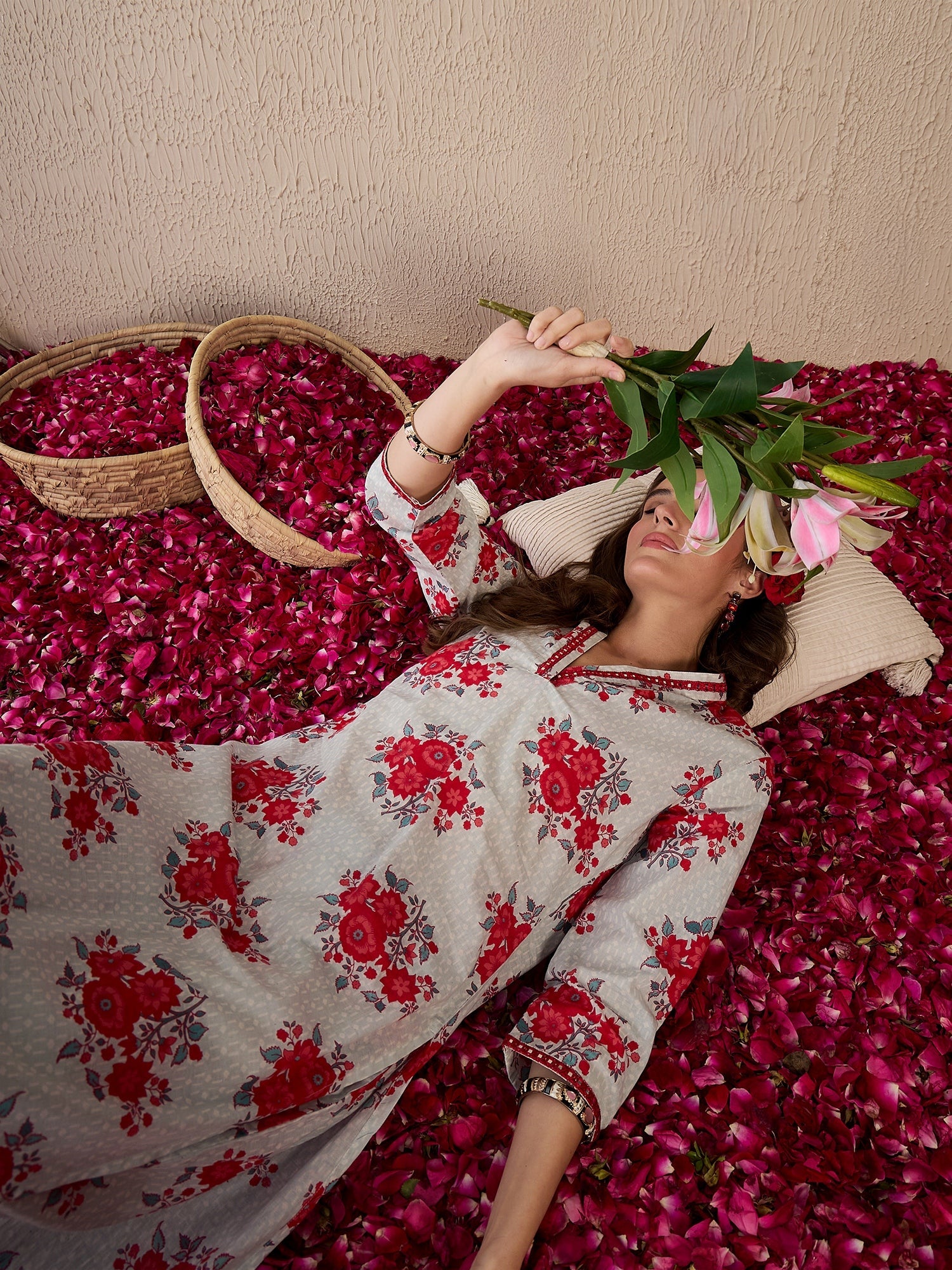 indo era, indoera, heeramandi dress, women kurta, kurta for women, women suit, 3 piece dress for women, 2 piece suit for women, sundress, summer sale, summer look, dress for wedding, birthday outfit for women, kurti, anarkali suit, pakistani suit, coord set women, maxi sundress for women, women suit, summer dress, salwar suit, cotton kurta for women, sharara suit for women, plazo suit, sleeveless kurti, office wear for women, party wear for women, dress for mother day, mother day outfit,