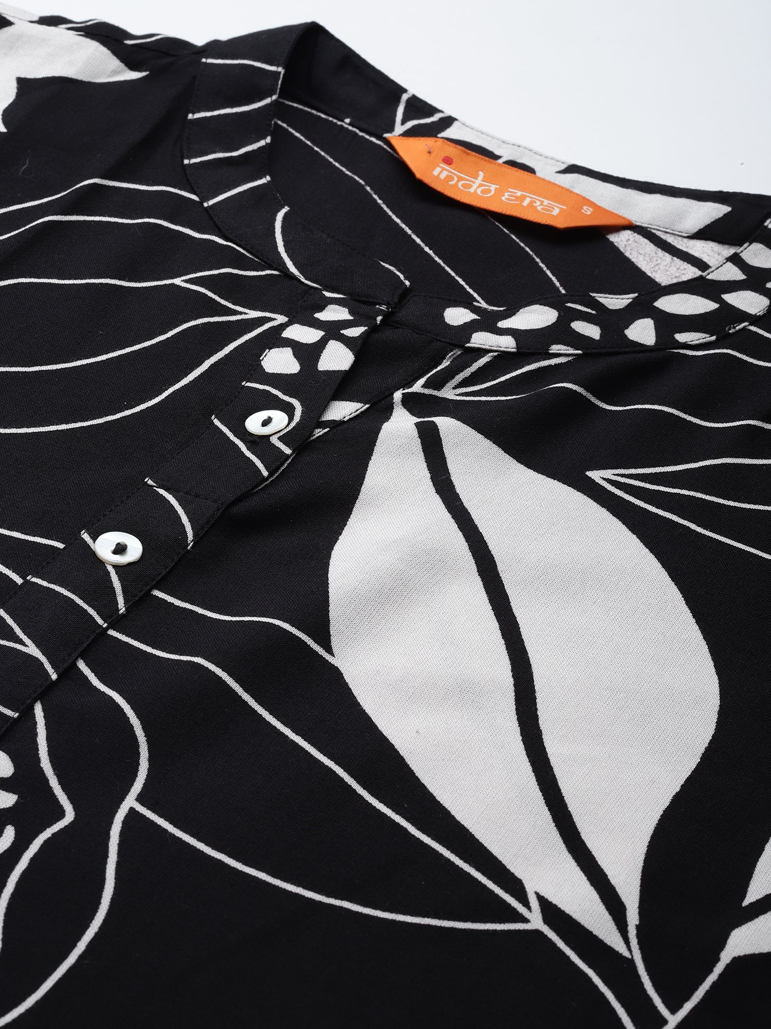 indo era, indoera, indo era kurta, heeramandi dress, heeramandi, dress for women, kurta for women, kurtaset for women, indo era kurta set, indo era suit, anarkali kurta, salwar suit, sharara set, cotton kurta, dress for women, kurta for women, birthday dress for women, gown for women, formal dress for women, party wear for women, summer dress, female kurti, cotton dress for women, kurta with dupatta, dressing style, casual look, new arrival for women, Black suit