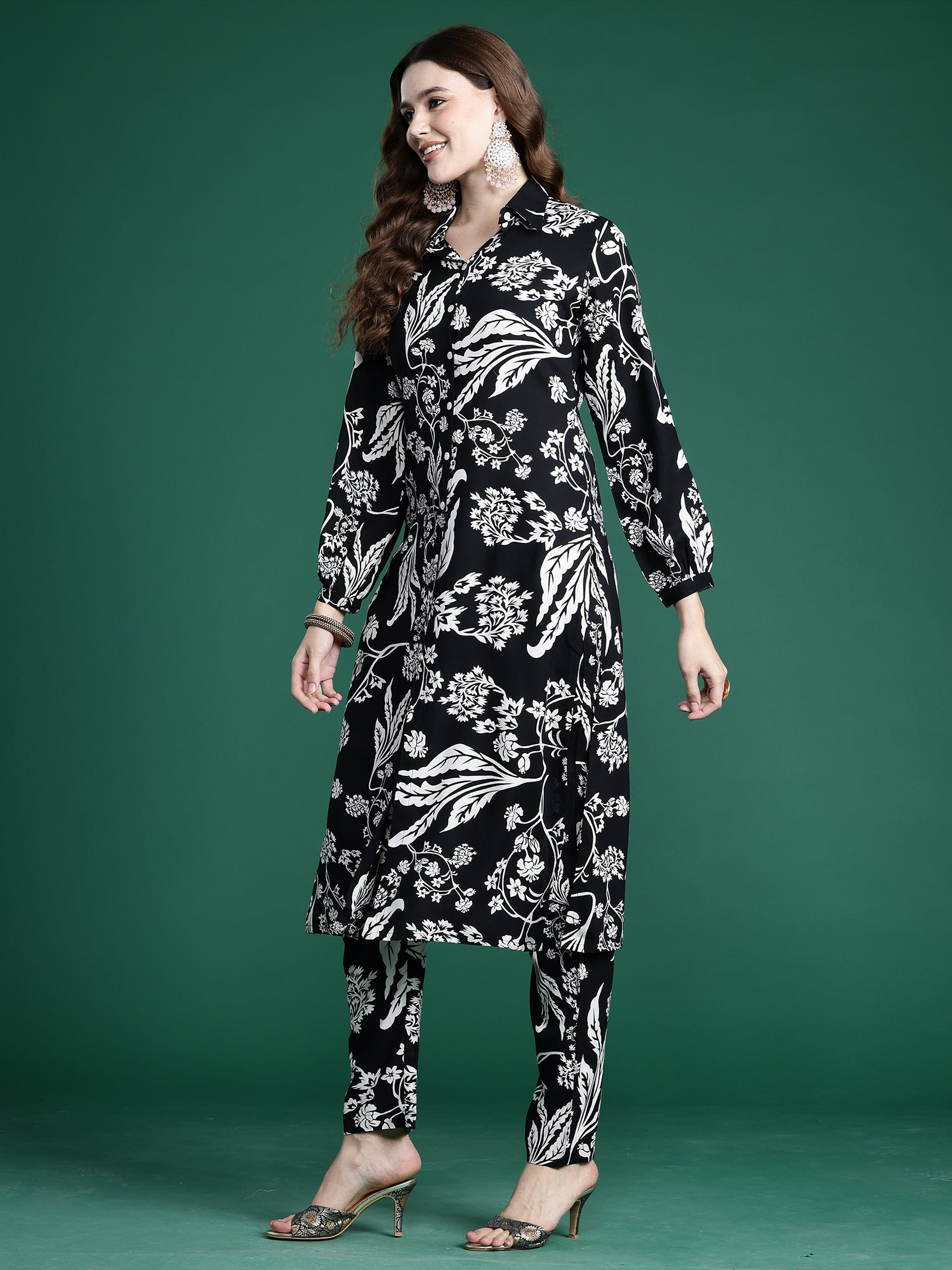 indo era, indo era kurta set, indo era suit, Kurta Set, Kurta set for women, cotton kurta set, indo era kurta set for women, Anarkali Kurta Set, Palazzo Kurta Set, Sleeveless Kurta, Embroidered Kurta, New Arrivals, Work wear, Dress, Best seller, Heeramandi dress, Summer sale, Summer suit, Wedding collection, Special offer, plus size, Spring summer, party wear, Summer Special, Printed Kurta, wedding wear, outfit ideas, Straight Kurta, Cotton Outfit, A line dress, dress for women,Black kurta set
