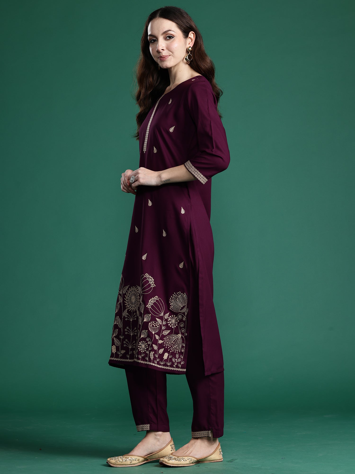 indo era, indoera, indo era kurta, heeramandi dress, heeramandi, dress for women, kurta for women, kurtaset for women, indo era kurta set, indo era suit, anarkali kurta, salwar suit, sharara set, cotton kurta, dress for women, kurta for women, birthday dress for women, gown for women, formal dress for women, party wear for women, summer dress, female kurti, cotton dress for women, kurta with dupatta, dressing style, casual look, new arrival for women, Burgundy suit