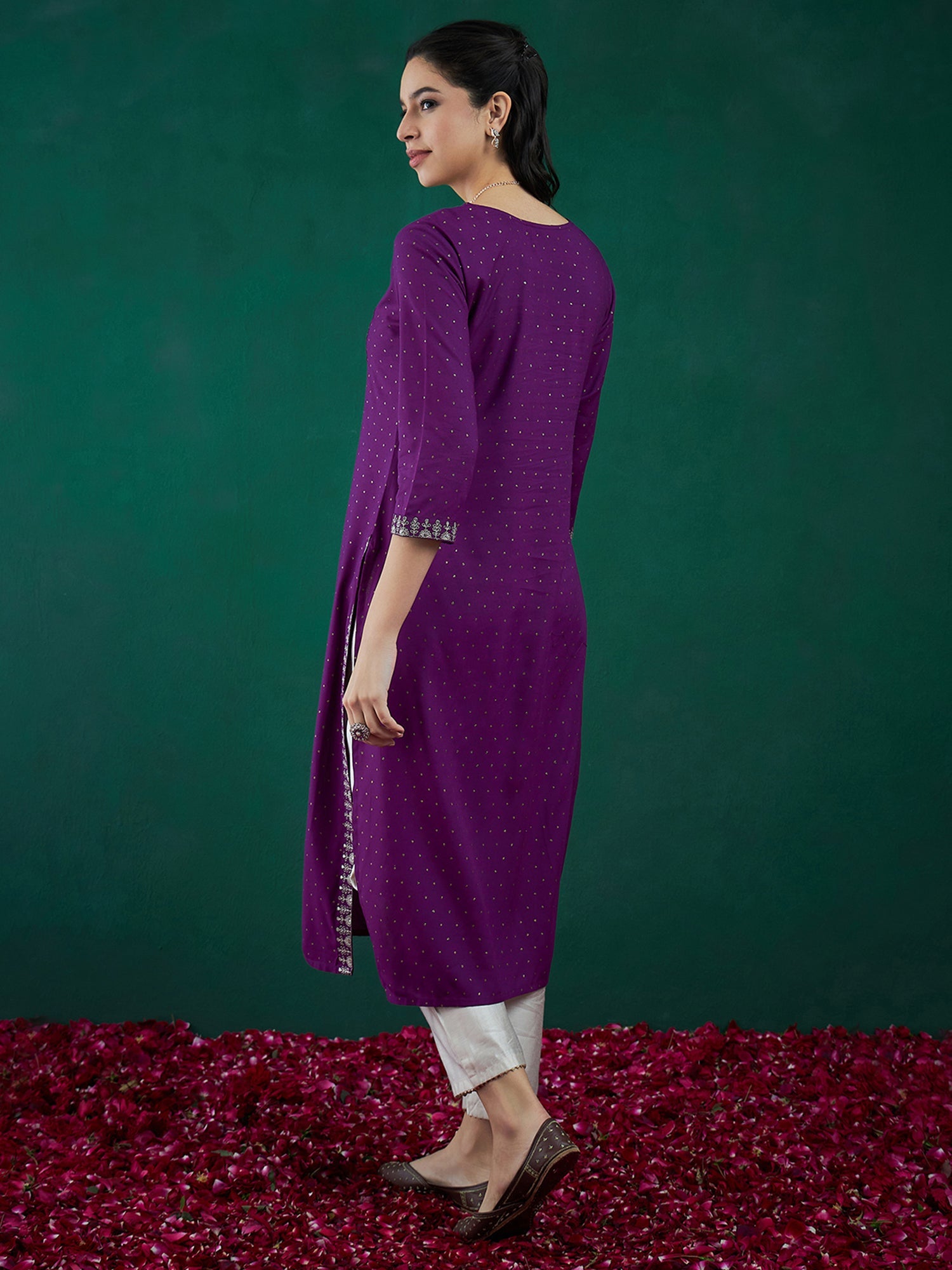 indo era, indoera, heeramandi dress, kurti set for women, kurta set, wedding dress for women, ethnic wear for women, co ord set women, anarkali for women, cotton suit for women, cotton co ord set, party wear suit, party wear kurta set, kurti for women, suit set for women, salwar suit, wedding wear, sharara suit, kurti pant set with dupatta, plus size kurta sets, festive wear, wedding outfit, women outfit, plus size, summer outfit for women, kurti set, cotton suit, cotton kurta set, party wear suit