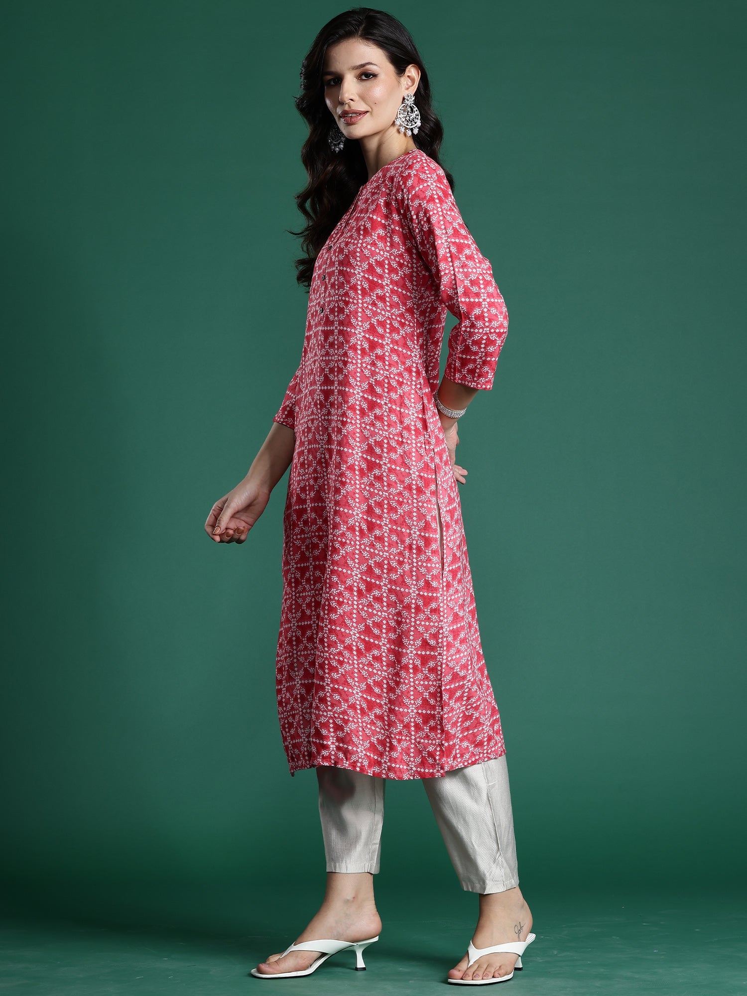 indo era, indoera, indo era kurta, heeramandi dress, heeramandi, dress for women, kurta for women, kurtaset for women, indo era kurta set, indo era suit, anarkali kurta, salwar suit, sharara set, cotton kurta, dress for women, kurta for women, birthday dress for women, gown for women, formal dress for women, party wear for women, summer dress, female kurti, cotton dress for women, kurta with dupatta, dressing style, casual look, new arrival for women, Red kurta