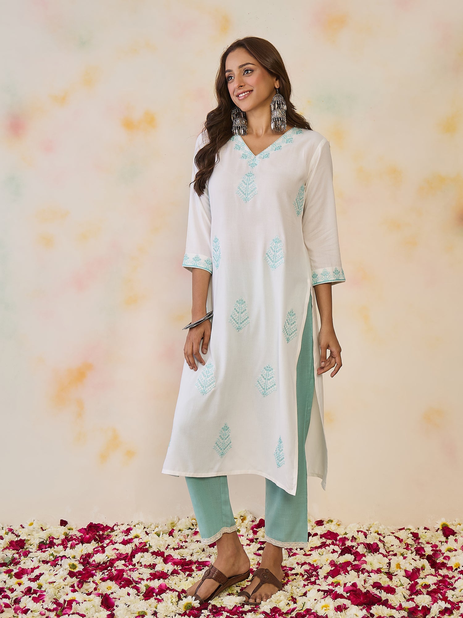 indo era, indoera, heeramandi dress, women kurta, kurta for women, women suit, 3 piece dress for women, 2 piece suit for women, sundress, summer sale, summer look, dress for wedding, birthday outfit for women, kurti, anarkali suit, pakistani suit, coord set women, maxi sundress for women, women suit, summer dress, salwar suit, cotton kurta for women, sharara suit for women, plazo suit, sleeveless kurti, office wear for women, party wear for women, dress for mother day, mother day outfit,