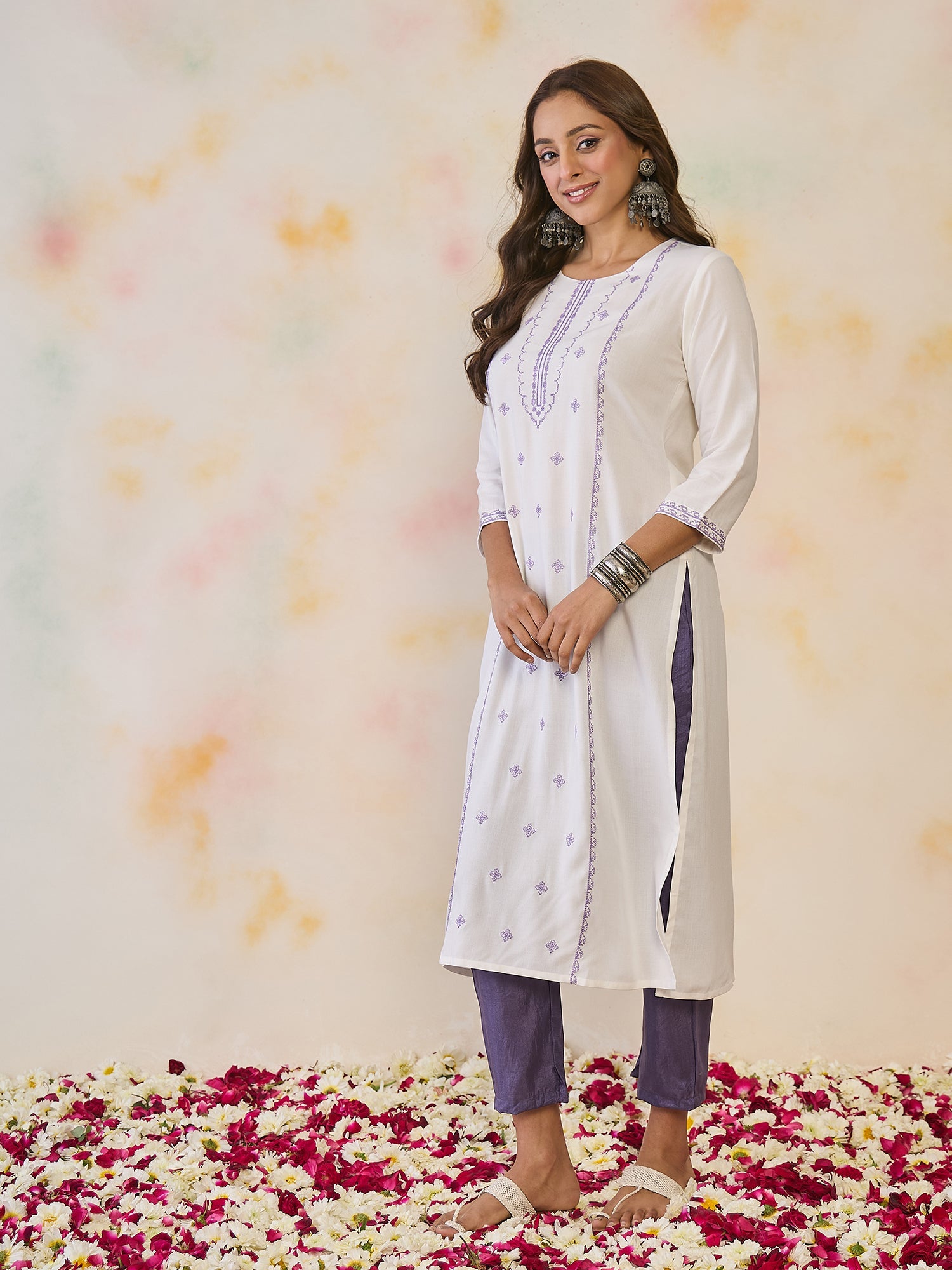 indo era, indoera, indo era kurta, heeramandi dress, heeramandi, dress for women, kurta for women, kurtaset for women, indo era kurta set, indo era suit, anarkali kurta, salwar suit, sharara set, cotton kurta, dress for women, kurta for women, birthday dress for women, gown for women, formal dress for women, party wear for women, summer dress, female kurti, cotton dress for women, kurta with dupatta, dressing style, casual look, new arrival for women, White kurta