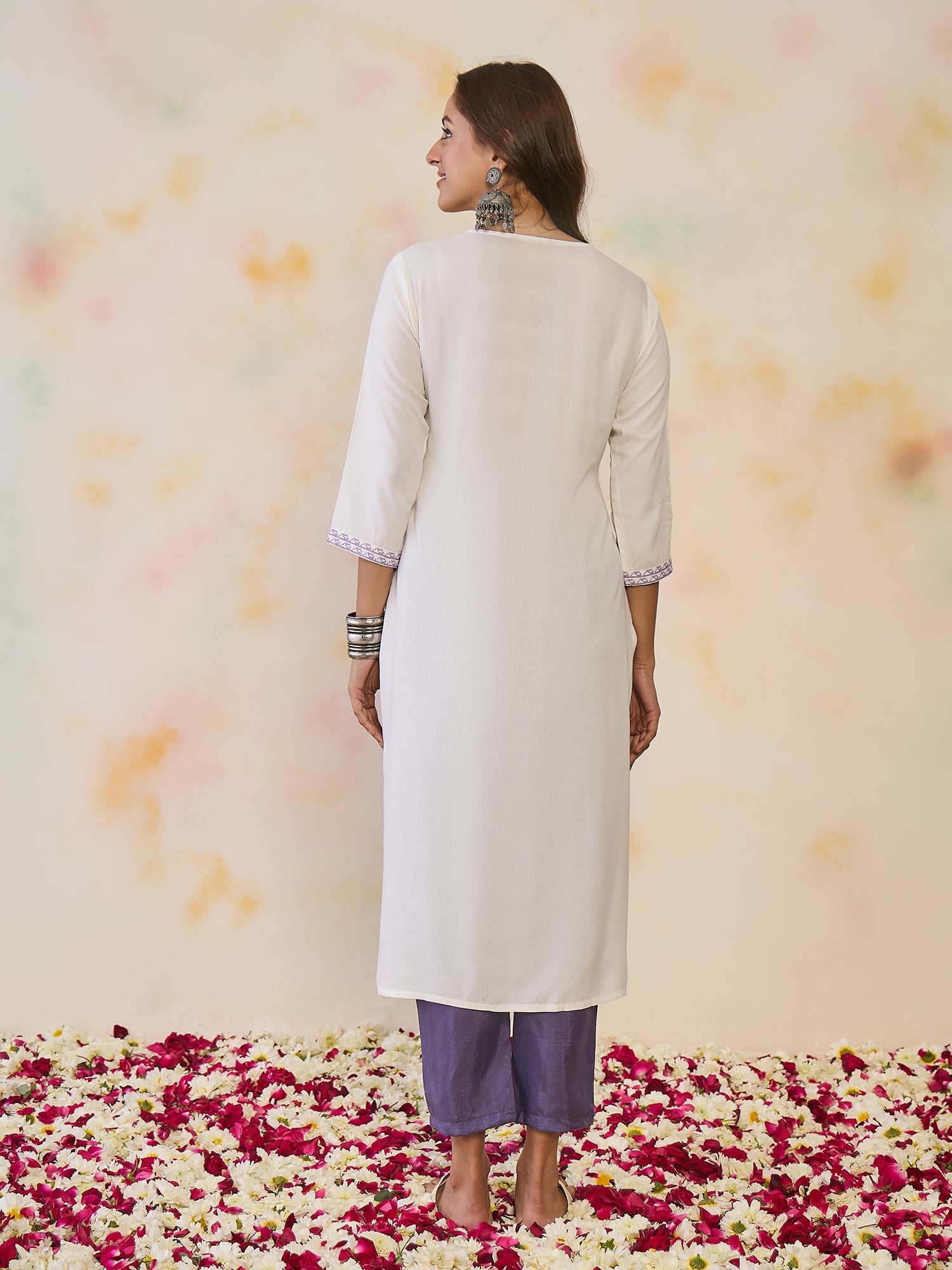 indo era, indoera, indo era kurta, heeramandi dress, heeramandi, dress for women, kurta for women, kurtaset for women, indo era kurta set, indo era suit, anarkali kurta, salwar suit, sharara set, cotton kurta, dress for women, kurta for women, birthday dress for women, gown for women, formal dress for women, party wear for women, summer dress, female kurti, cotton dress for women, kurta with dupatta, dressing style, casual look, new arrival for women, White kurta