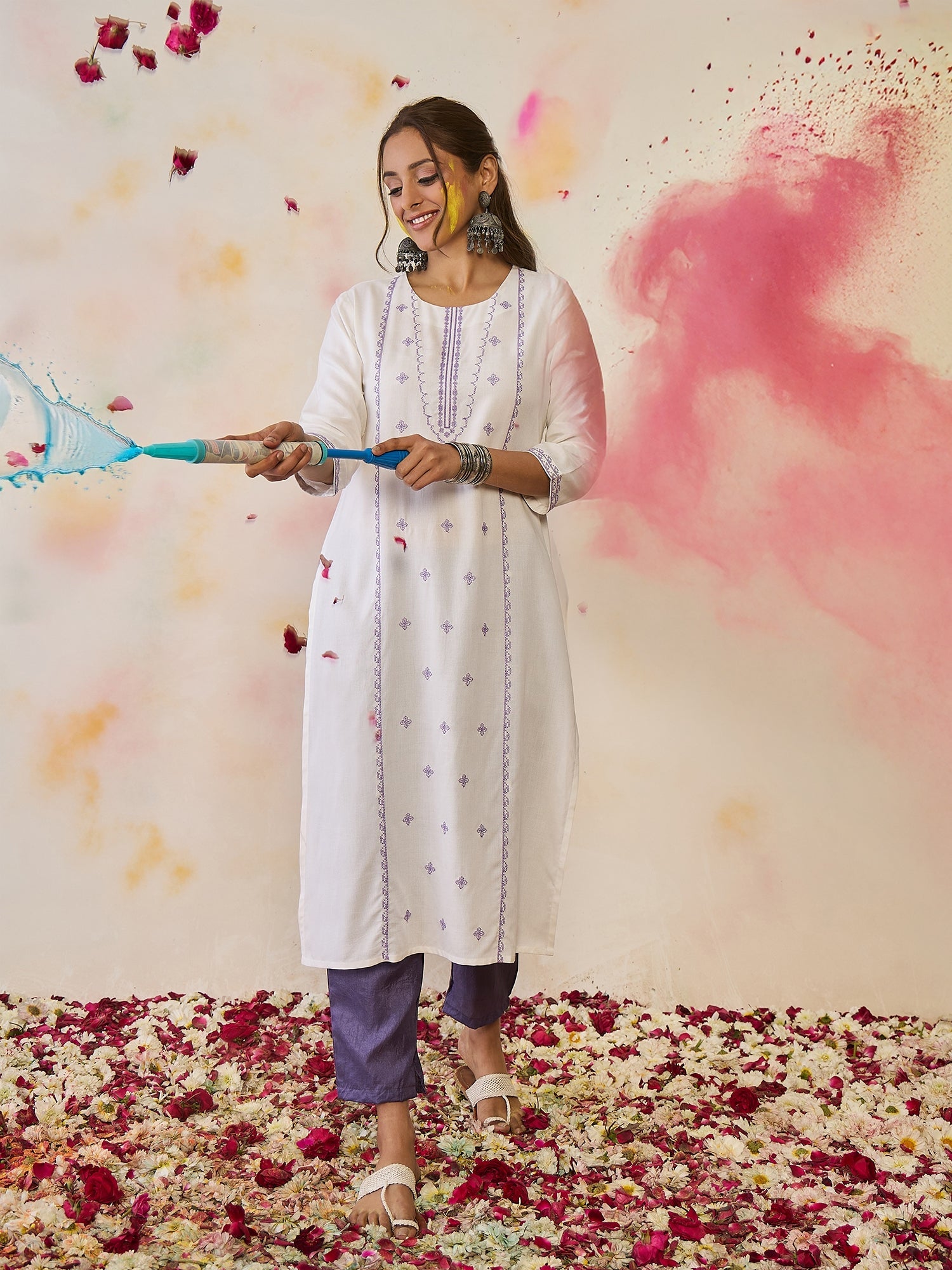 indo era, indoera, indo era kurta, heeramandi dress, heeramandi, dress for women, kurta for women, kurtaset for women, indo era kurta set, indo era suit, anarkali kurta, salwar suit, sharara set, cotton kurta, dress for women, kurta for women, birthday dress for women, gown for women, formal dress for women, party wear for women, summer dress, female kurti, cotton dress for women, kurta with dupatta, dressing style, casual look, new arrival for women, White kurta