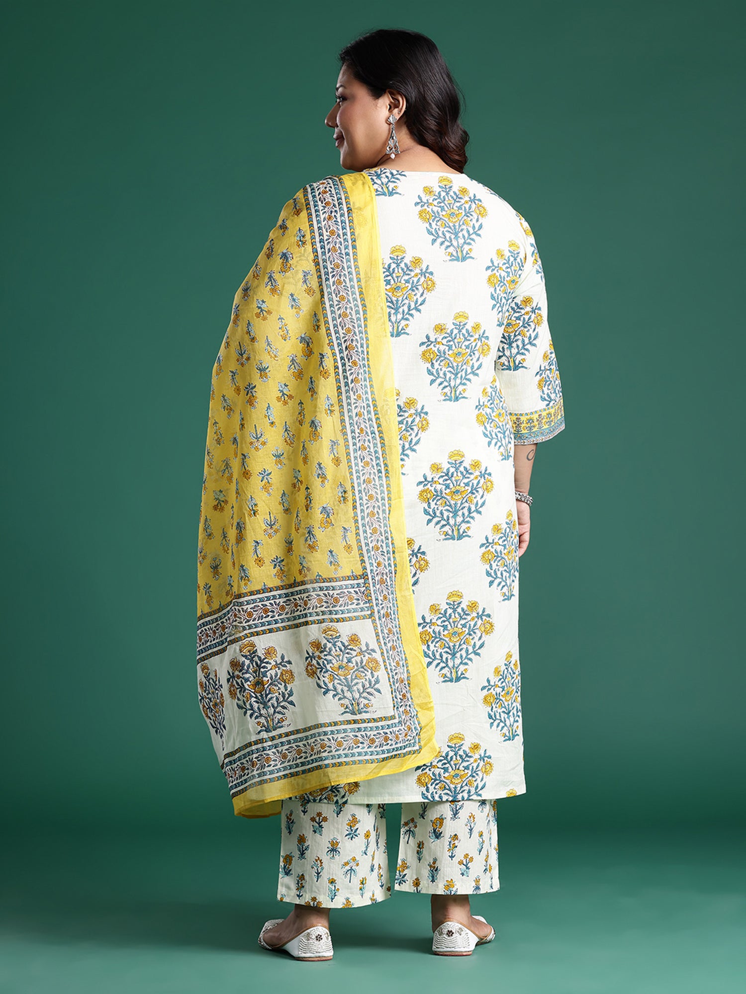 Plus Size Off White Printed Straight Kurta Trousers With Dupatta set