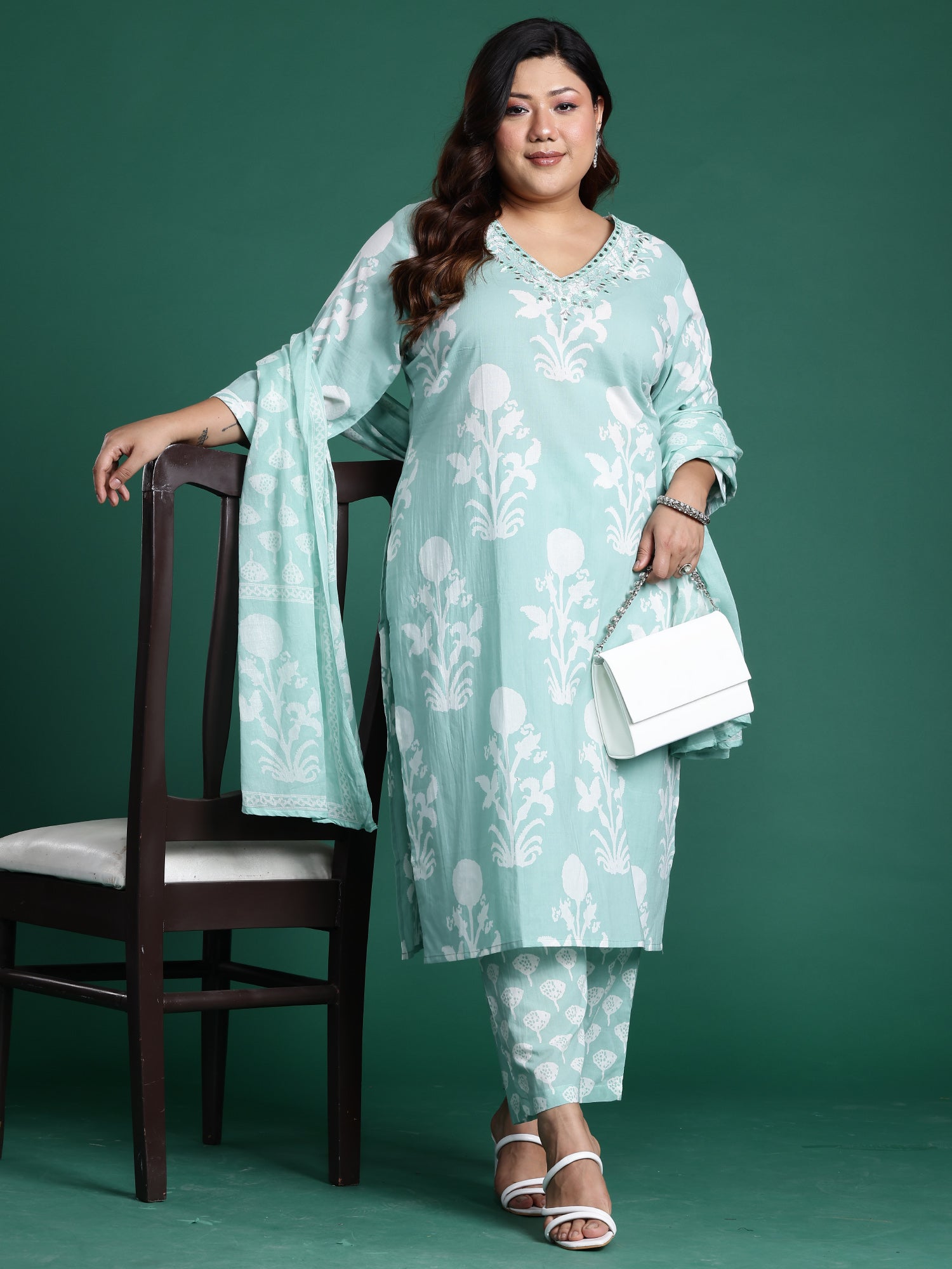 indo era, suit, kurta set for women, indo era kurta, kurta sets for ladies, summer dresses for women, 3 piece suit, cotton kurta set for women, new arrivals, women kurti plazo set, women in suit, kurta suit, floral kurta, short suit, spring summer, Green suit