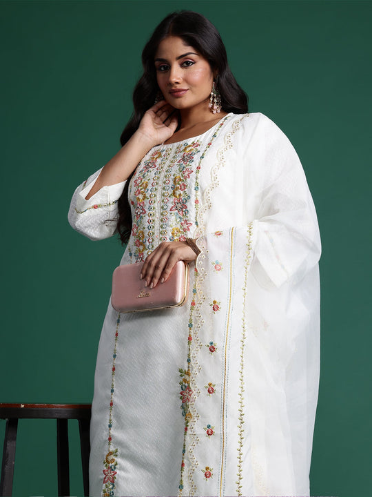 Plus Size White Embroidered Straight Kurta Set With Dupatta