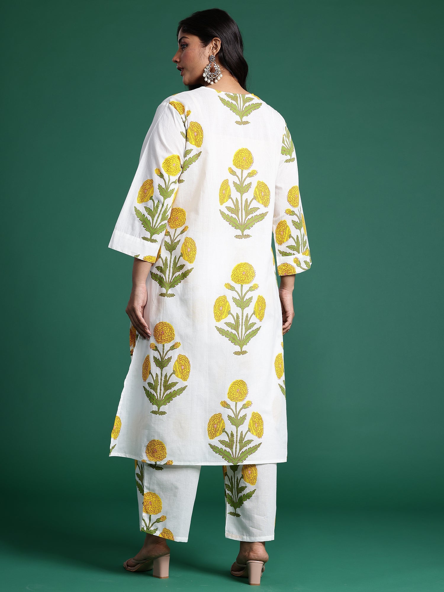 indo era, indoera, heeramandi dress, women kurta, kurta for women, women suit, 3 piece dress for women, 2 piece suit for women, sundress, summer sale, summer look, dress for wedding, birthday outfit for women, kurti, anarkali suit, pakistani suit, coord set women, maxi sundress for women, women suit, summer dress, salwar suit, cotton kurta for women, sharara suit for women, plazo suit, sleeveless kurti, office wear for women, party wear for women, dress for mother day, mother day outfit,