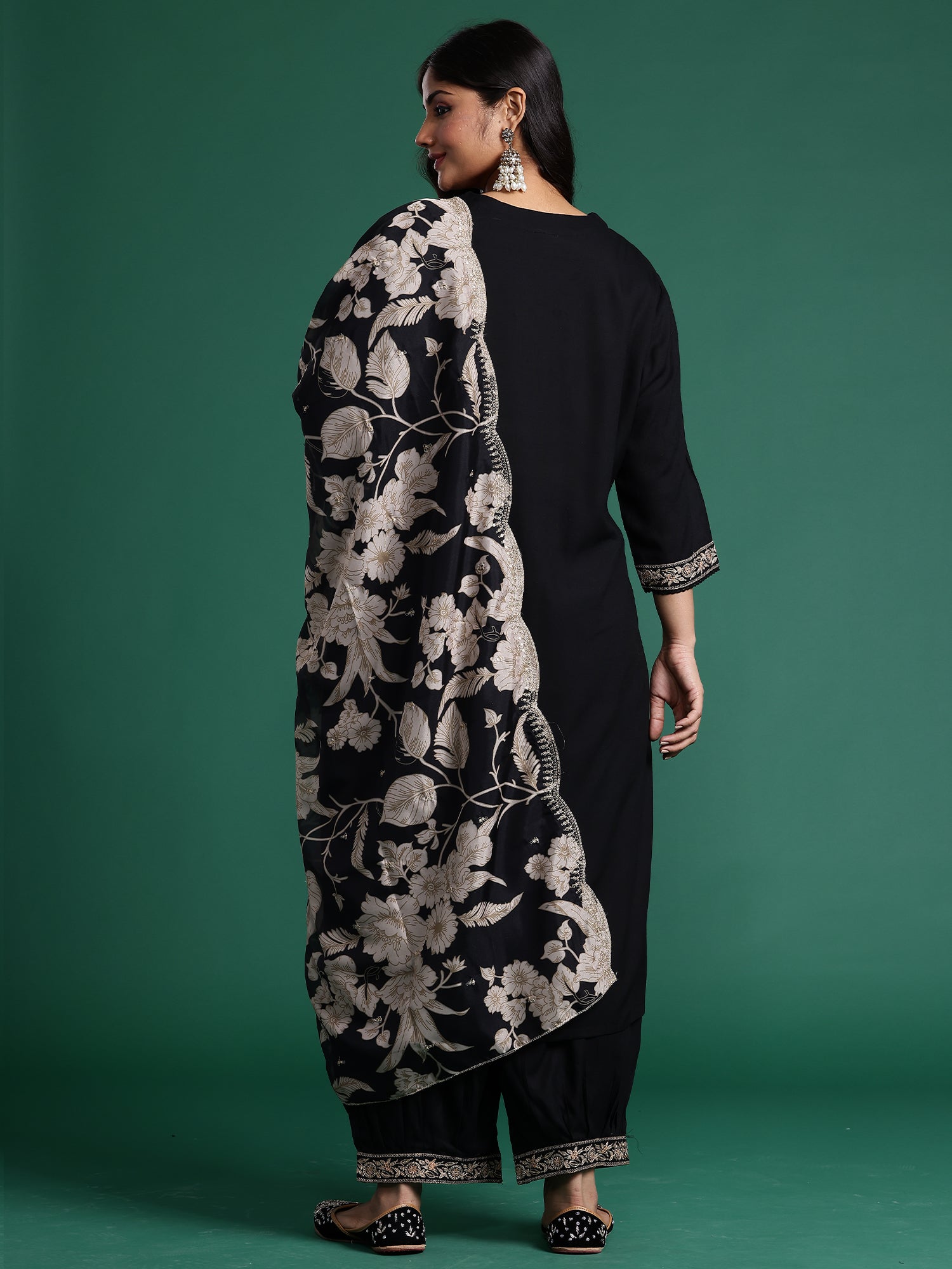 indo era, indoera, heeramandi dress, women kurta, kurta for women, women suit, 3 piece dress for women, 2 piece suit for women, sundress, summer sale, summer look, dress for wedding, birthday outfit for women, kurti, anarkali suit, pakistani suit, coord set women, maxi sundress for women, women suit, summer dress, salwar suit, cotton kurta for women, sharara suit for women, plazo suit, sleeveless kurti, office wear for women, party wear for women, dress for mother day, mother day outfit,