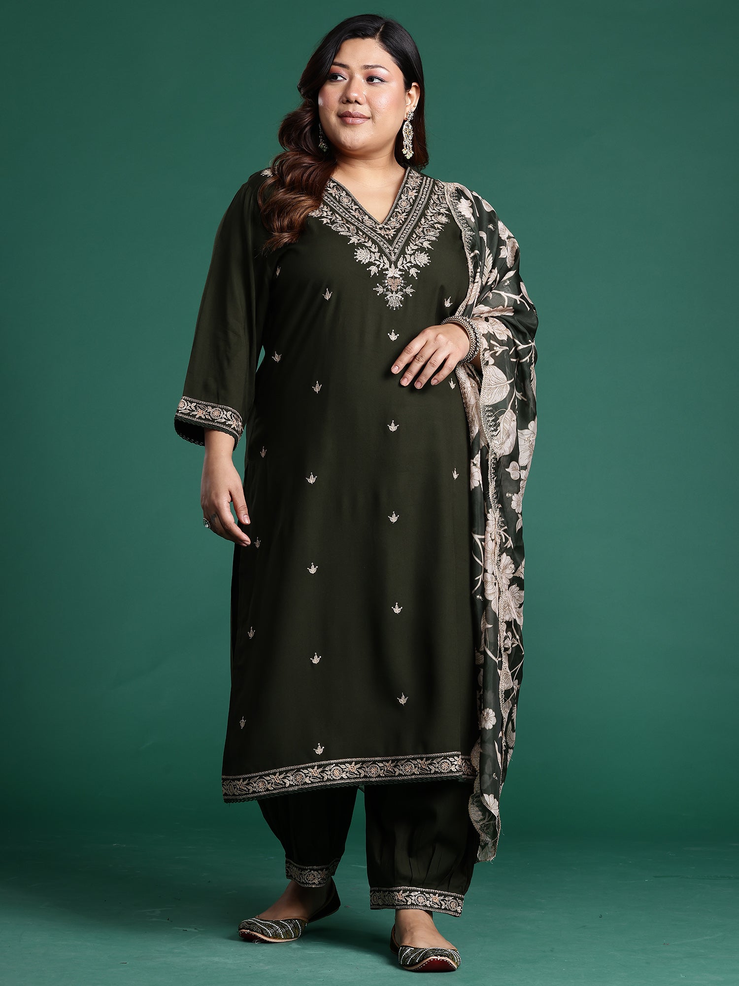indo era, indoera, indo era kurta, heeramandi dress, heeramandi, dress for women, kurta for women, kurtaset for women, indo era kurta set, indo era suit, anarkali kurta, salwar suit, sharara set, cotton kurta, dress for women, kurta for women, birthday dress for women, gown for women, formal dress for women, party wear for women, summer dress, female kurti, cotton dress for women, kurta with dupatta, dressing style, casual look, new arrival for women, Green suit, plus size kurta set