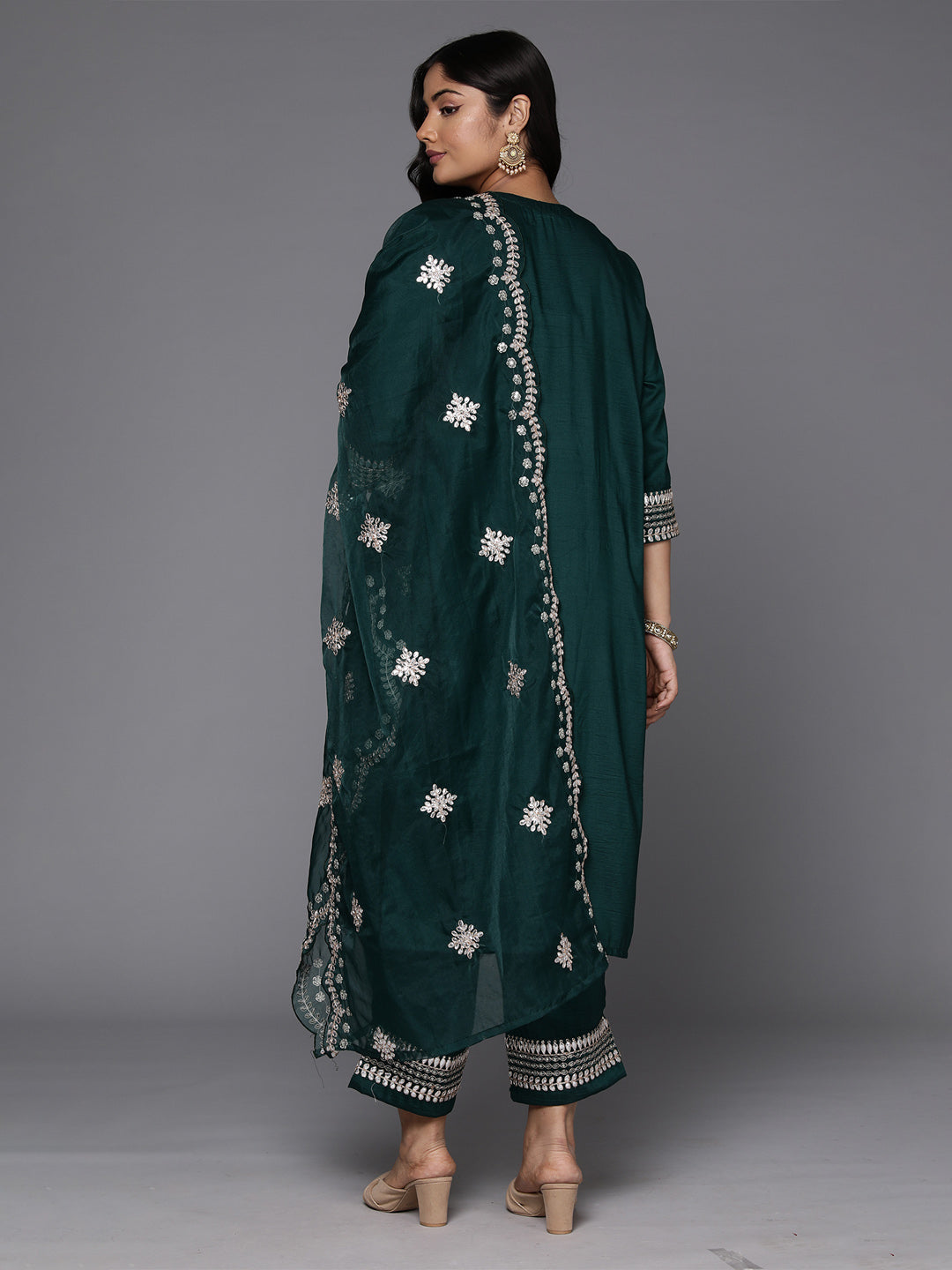 indo era, indoera, indo era kurta, heeramandi dress, heeramandi, dress for women, kurta for women, kurtaset for women, indo era kurta set, indo era suit, anarkali kurta, salwar suit, sharara set, cotton kurta, dress for women, kurta for women, birthday dress for women, gown for women, formal dress for women, party wear for women, summer dress, female kurti, cotton dress for women, kurta with dupatta, dressing style, casual look, new arrival for women, Green suit