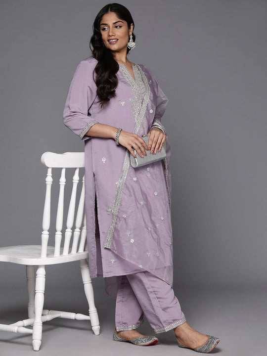 Indo Era Plus Size Lavender Embroidered Straight Kurta Trousers With Dupatta Set