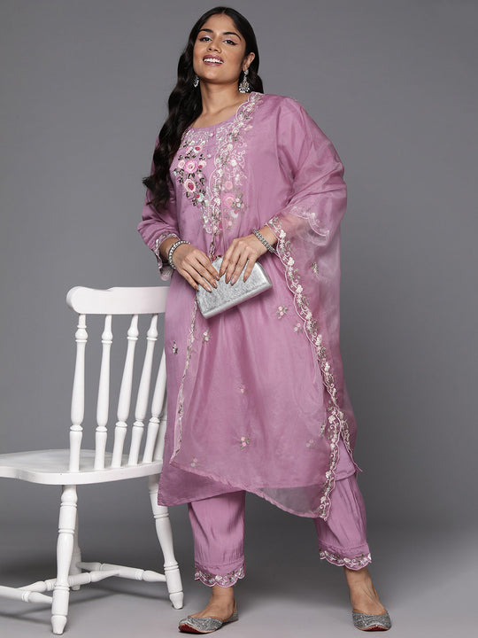 Plus Size Lavender Floral Embroidered Straight Kurta Set