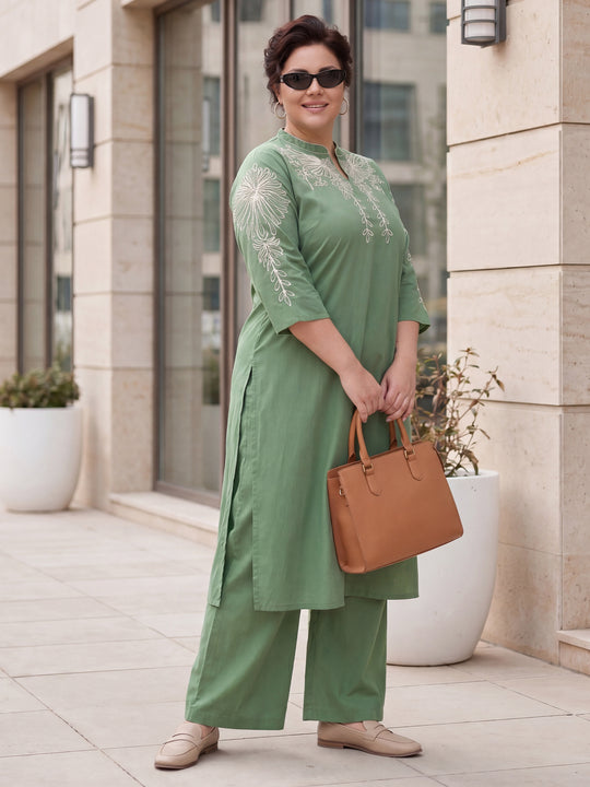 Plus Size Green Embroidered Straight Kurta Trousers Set