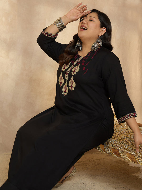 Plus Size Black Embroidered Straight Kurtas
