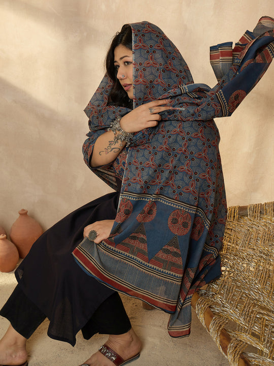 Plus Size Black Printed Straight Kurta Trousers With Dupatta Set