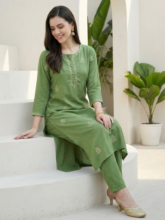 Green Embroidered Viscose Rayon Straight Kurta Trousers Set