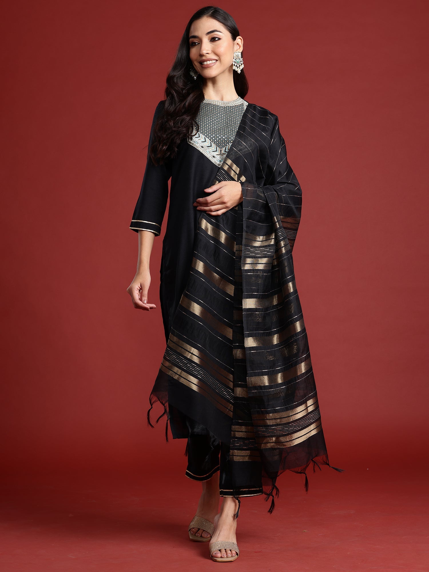 indo era, indoera, heeramandi dress, women kurta, kurta for women, women suit, 3 piece dress for women, 2 piece suit for women, sundress, summer sale, summer look, dress for wedding, birthday outfit for women, kurti, anarkali suit, pakistani suit, coord set women, maxi sundress for women, women suit, summer dress, salwar suit, cotton kurta for women, sharara suit for women, plazo suit, sleeveless kurti, office wear for women, party wear for women, dress for mother day, mother day outfit,