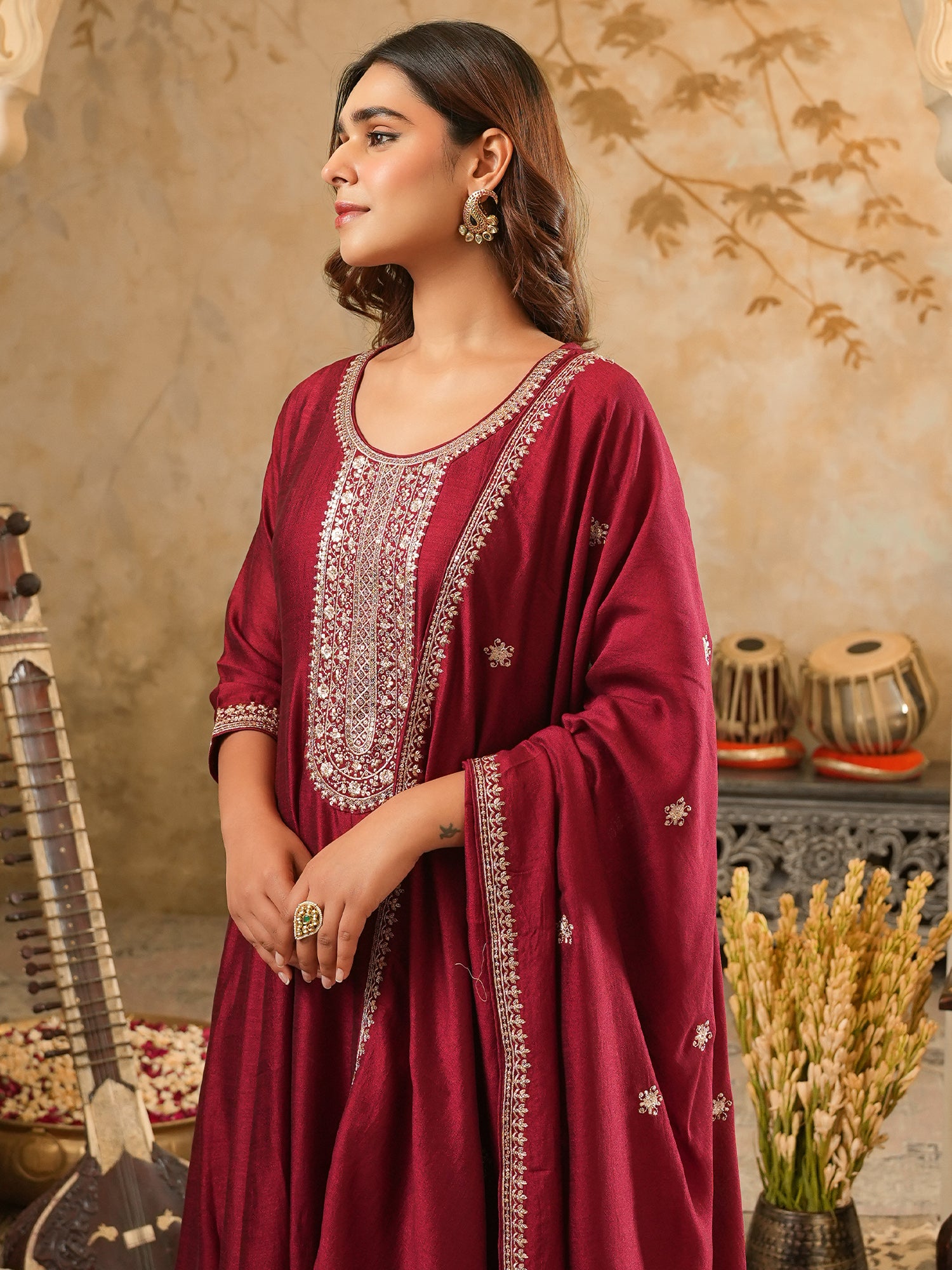 Women Maroon Embroidered Silk Blend Anarkali Kurta Sets With Dupatta