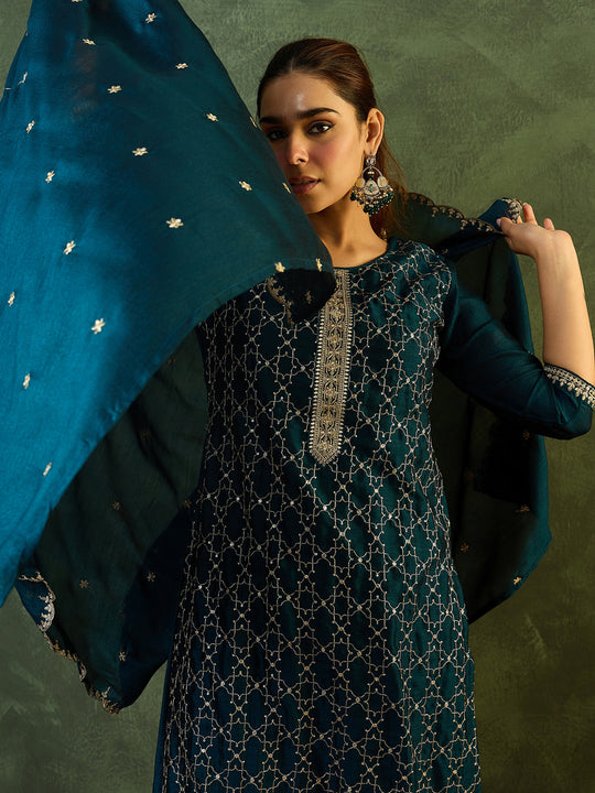 Blue Embroidered Silk Blend Straight Kurta Sets With Dupatta