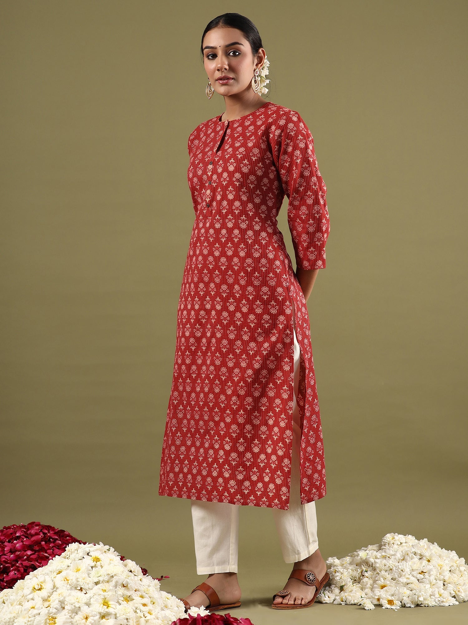indo era, indoera, indo era kurta, heeramandi dress, heeramandi, dress for women, kurta for women, kurtaset for women, indo era kurta set, indo era suit, anarkali kurta, salwar suit, sharara set, cotton kurta, dress for women, kurta for women, birthday dress for women, gown for women, formal dress for women, party wear for women, summer dress, female kurti, cotton dress for women, kurta with dupatta, dressing style, casual look, new arrival for women, Red kurta