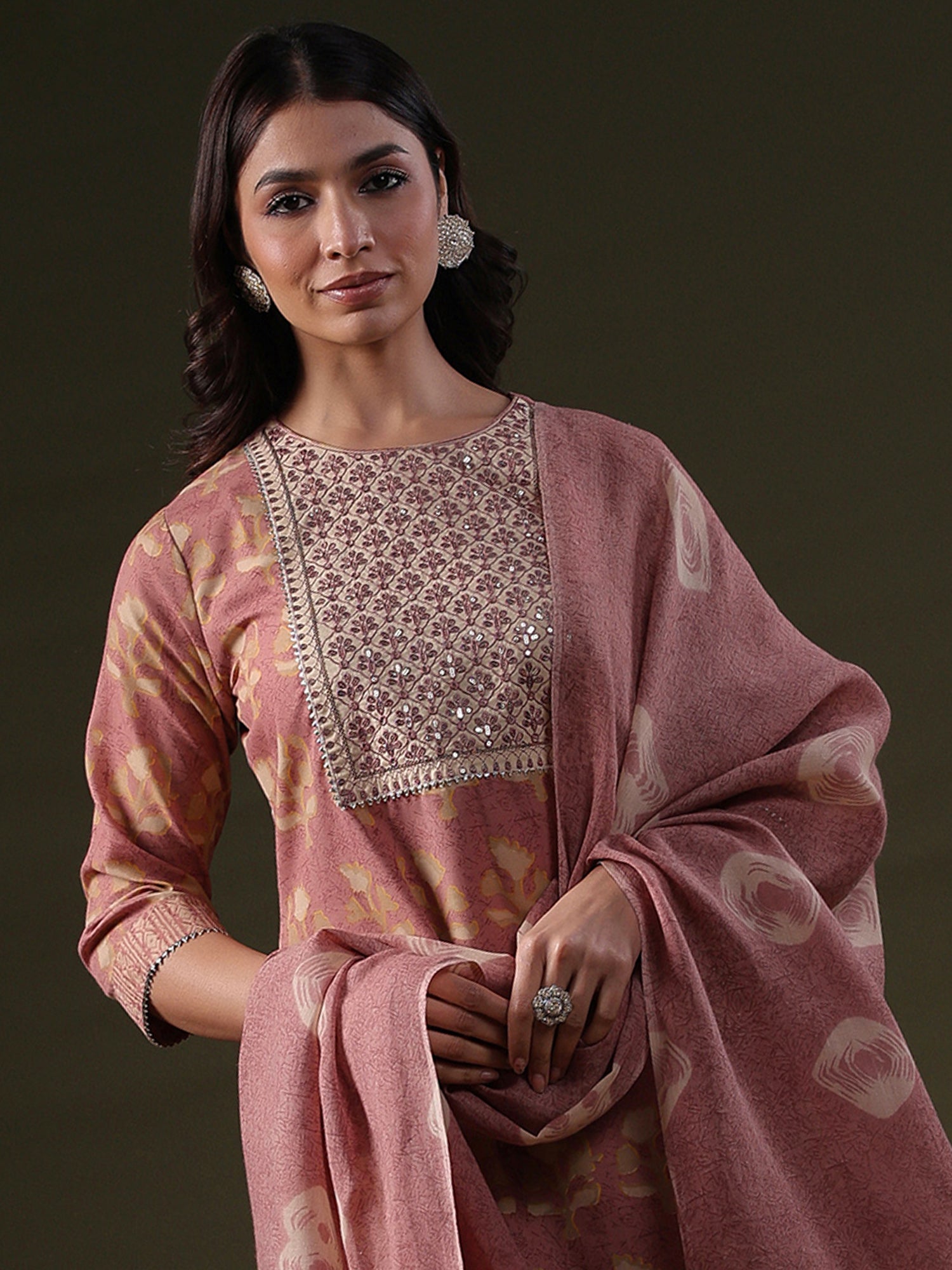 indo era, indoera, indo era kurta, heeramandi dress, heeramandi, dress for women, kurta for women, kurtaset for women, indo era kurta set, indo era suit, anarkali kurta, salwar suit, sharara set, cotton kurta, dress for women, kurta for women, birthday dress for women, gown for women, formal dress for women, party wear for women, summer dress, female kurti, cotton dress for women, kurta with dupatta, dressing style, casual look, new arrival for women, Pink suit