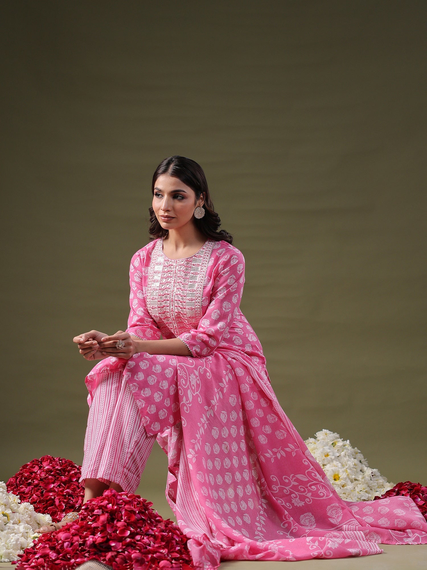 indo era, indoera, indo era kurta, heeramandi dress, heeramandi, dress for women, kurta for women, kurtaset for women, indo era kurta set, indo era suit, anarkali kurta, salwar suit, sharara set, cotton kurta, dress for women, kurta for women, birthday dress for women, gown for women, formal dress for women, party wear for women, summer dress, female kurti, cotton dress for women, kurta with dupatta, dressing style, casual look, new arrival for women, Pink suit