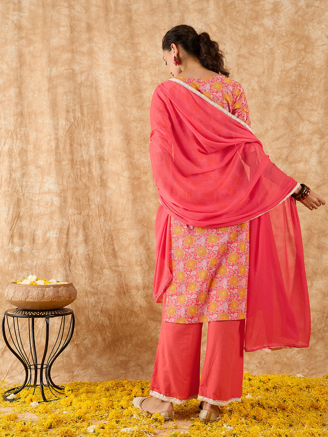 Pink Kurta Sets  For women,indo era, indoera, kurta set for women, women kurta set, women suit, summer wear for women, cotton suit set, women cotton kurta, cotton kurta with dupatta