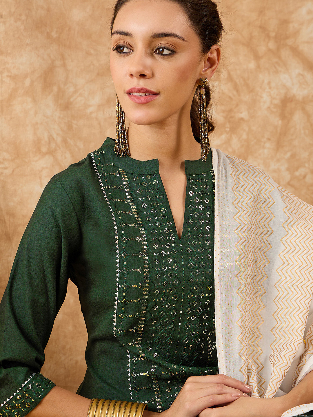 indo era, indoera, indo era kurta, heeramandi dress, heeramandi, dress for women, kurta for women, kurtaset for women, indo era kurta set, indo era suit, anarkali kurta, salwar suit, sharara set, cotton kurta, dress for women, kurta for women, birthday dress for women, gown for women, formal dress for women, party wear for women, summer dress, female kurti, cotton dress for women, kurta with dupatta, dressing style, casual look, new arrival for women, Green suit