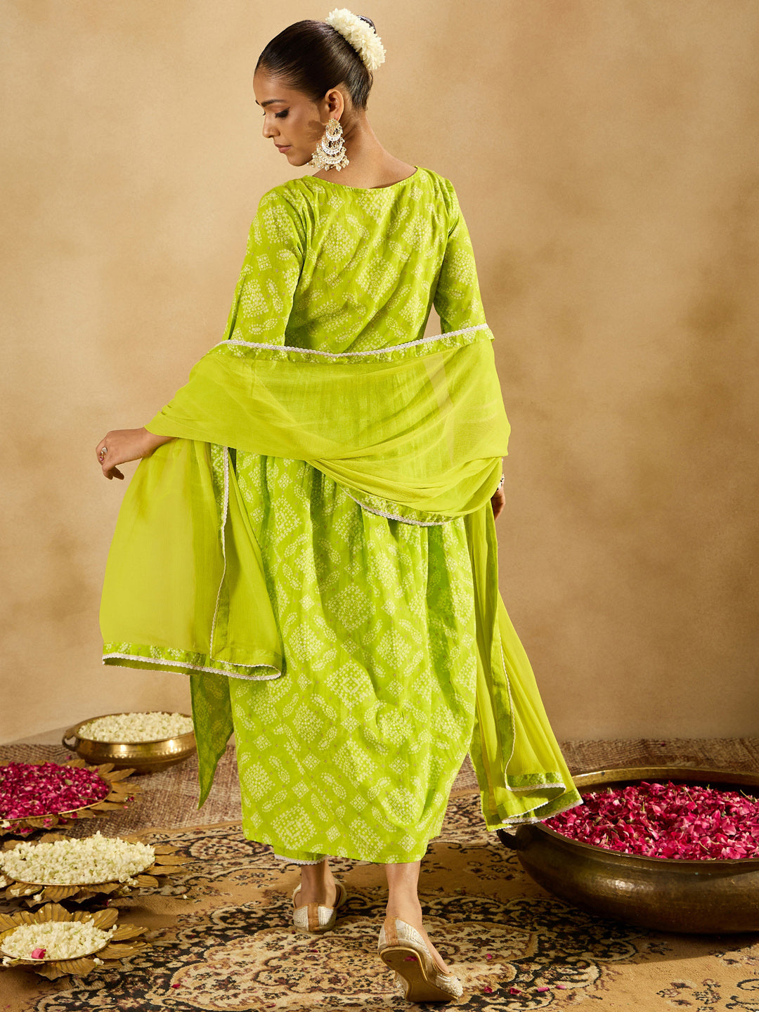 indo era, indoera, indo era kurta, heeramandi dress, heeramandi, dress for women, kurta for women, kurtaset for women, indo era kurta set, indo era suit, anarkali kurta, salwar suit, sharara set, cotton kurta, dress for women, kurta for women, birthday dress for women, gown for women, formal dress for women, party wear for women, summer dress, female kurti, cotton dress for women, kurta with dupatta, dressing style, casual look, new arrival for women, Green suit