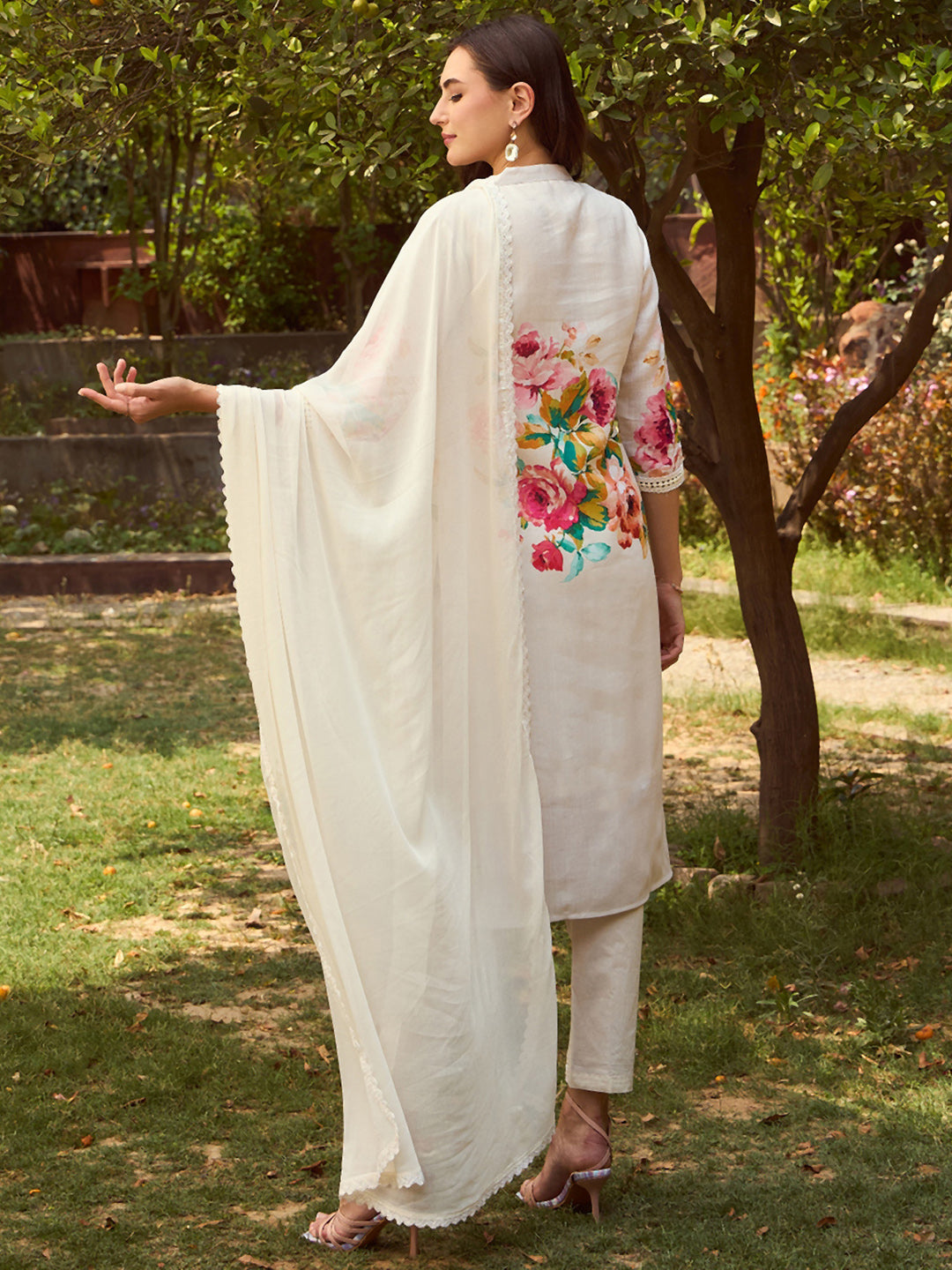 indo era, indoera, indo era kurta, heeramandi dress, heeramandi, dress for women, kurta for women, kurtaset for women, indo era kurta set, indo era suit, anarkali kurta, salwar suit, sharara set, cotton kurta, dress for women, kurta for women, birthday dress for women, gown for women, formal dress for women, party wear for women, summer dress, female kurti, cotton dress for women, kurta with dupatta, dressing style, casual look, new arrival for women,  suit