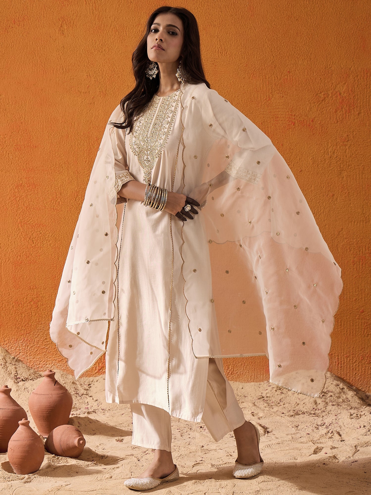 Holi, Id-ul-Fitr  ,Gudi Padwa  ,Maha Shivaratri ,Dresses for holi ,Pakistani suits ,Holi outfit ,Kurta sets with dupatta ,Anarkali suits ,Printed maxi dresses, Indo-western dresses ,Cotton Dress ,Floral Dress, Ethnic Wear, Ethnic Dresses, Red suits, Suits, Kurtas, Myntra Finds, New Designs, New Arrivals, Trending Dress, Ethnic Look, Bridal look, aacho, Love season, Libas, Aurelia, indya, Shalwar kameez, Salwar, Sword, Sherwani, Teal, Crop top, Anarkali, Floral design,