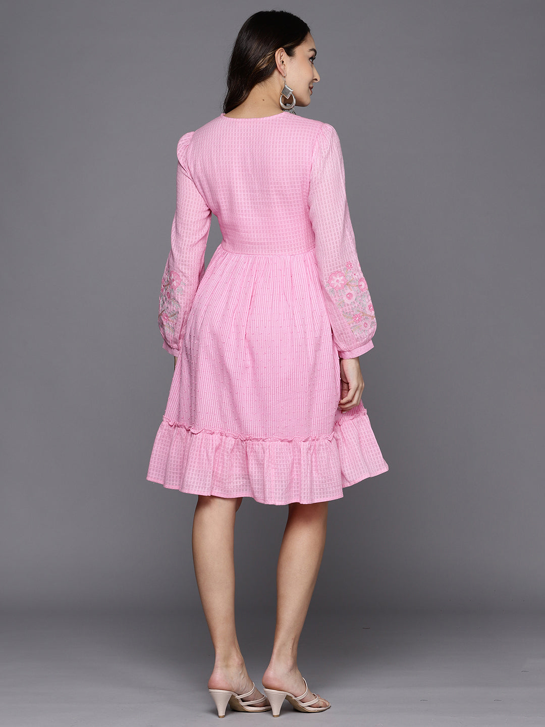 holi outfit for women, holi outfit ideas, holi outfit for men, holi outfit for girls, holi outfit for baby girl, holi outfit for baby boy, holi outfit pinterest, holi outfit ideas men, holi outfits for kids, Eid Outfits, Eid Collection, New Kurta Sets, Salwar Suits for Eid, women's day outfit ideas, women's day outfits, Co-Ords, V-Neck dresses, Round Neck suits, Cotton Kurta Sets, Heavy Outfits For Eid, Pakistani Outfits, Pakistani Kurta Sets, Pakistani Dresses for women