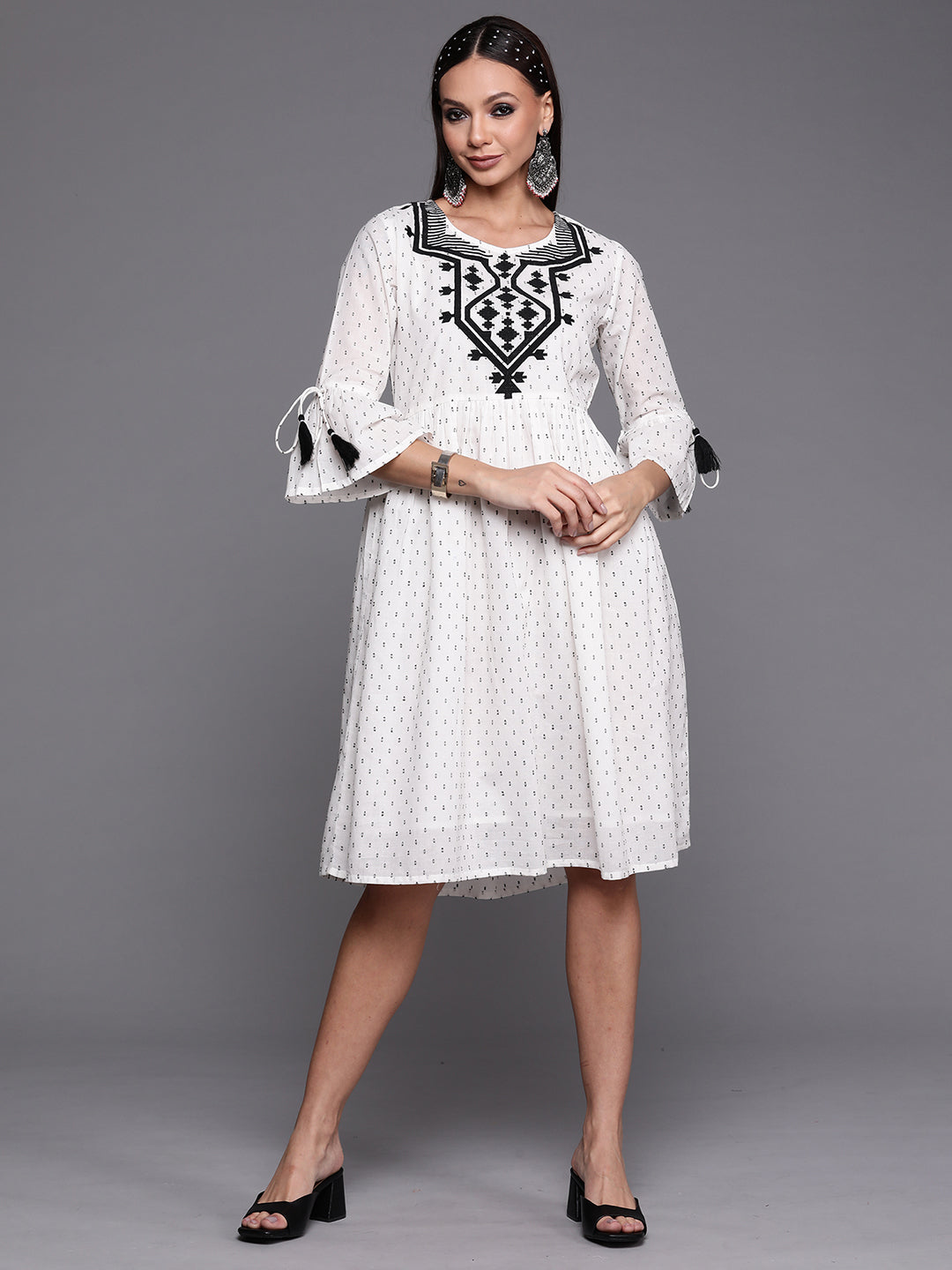 holi outfit for women, holi outfit ideas, holi outfit for men, holi outfit for girls, holi outfit for baby girl, holi outfit for baby boy, holi outfit pinterest, holi outfit ideas men, holi outfits for kids, Eid Outfits, Eid Collection, New Kurta Sets, Salwar Suits for Eid, women's day outfit ideas, women's day outfits, Co-Ords, V-Neck dresses, Round Neck suits, Cotton Kurta Sets, Heavy Outfits For Eid, Pakistani Outfits, Pakistani Kurta Sets, Pakistani Dresses for women