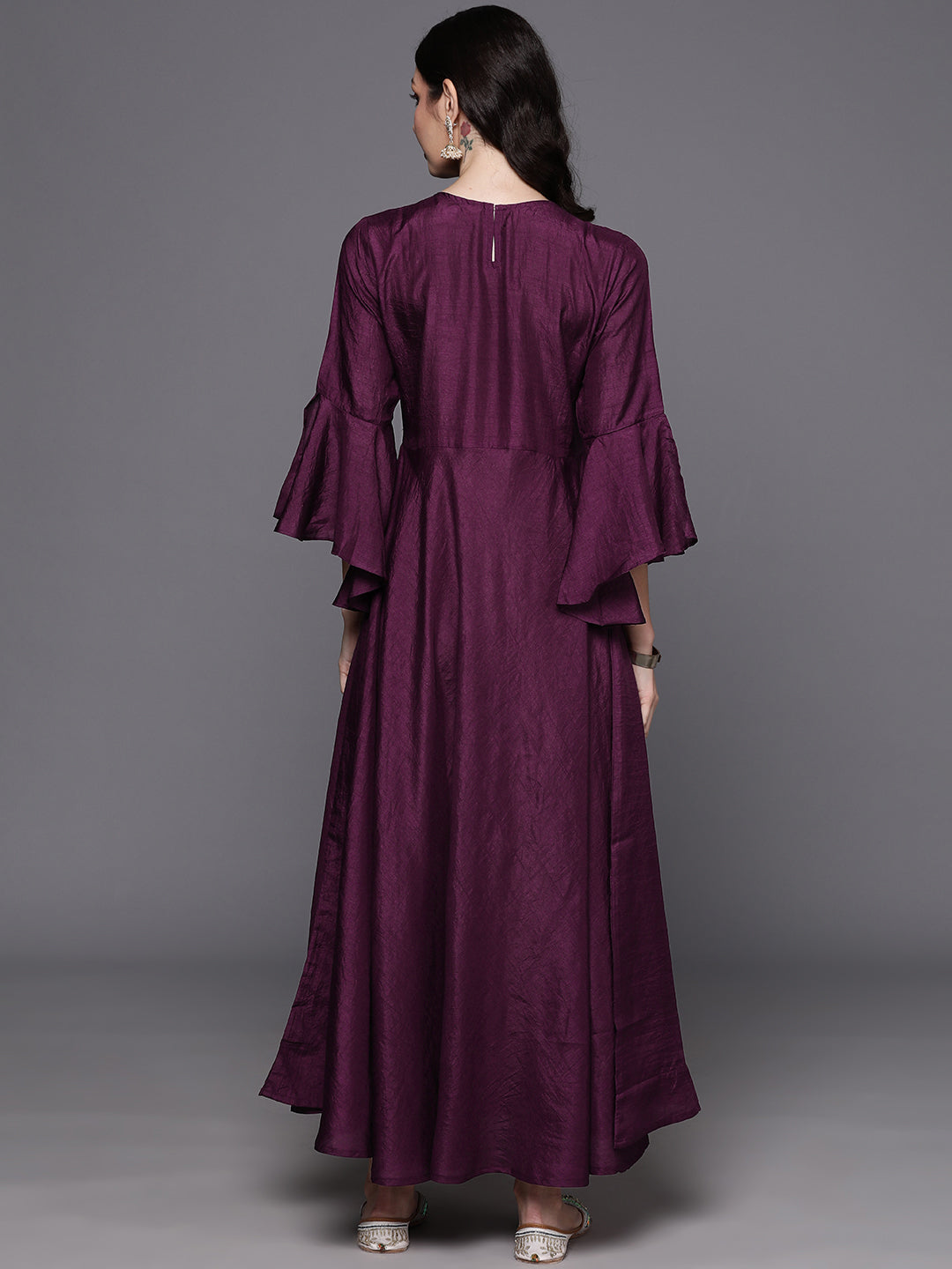 holi outfit for women, holi outfit ideas, holi outfit for men, holi outfit for girls, holi outfit for baby girl, holi outfit for baby boy, holi outfit pinterest, holi outfit ideas men, holi outfits for kids, Eid Outfits, Eid Collection, New Kurta Sets, Salwar Suits for Eid, women's day outfit ideas, women's day outfits, Co-Ords, V-Neck dresses, Round Neck suits, Cotton Kurta Sets, Heavy Outfits For Eid, Pakistani Outfits, Pakistani Kurta Sets, Pakistani Dresses for women