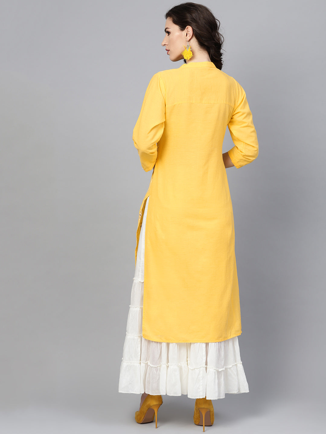 holi outfit for women, holi outfit ideas, holi outfit for men, holi outfit for girls, holi outfit for baby girl, holi outfit for baby boy, holi outfit pinterest, holi outfit ideas men, holi outfits for kids, Eid Outfits, Eid Collection, New Kurta Sets, Salwar Suits for Eid, women's day outfit ideas, women's day outfits, Co-Ords, V-Neck dresses, Round Neck suits, Cotton Kurta Sets, Heavy Outfits For Eid, Pakistani Outfits, Pakistani Kurta Sets, Pakistani Dresses for women